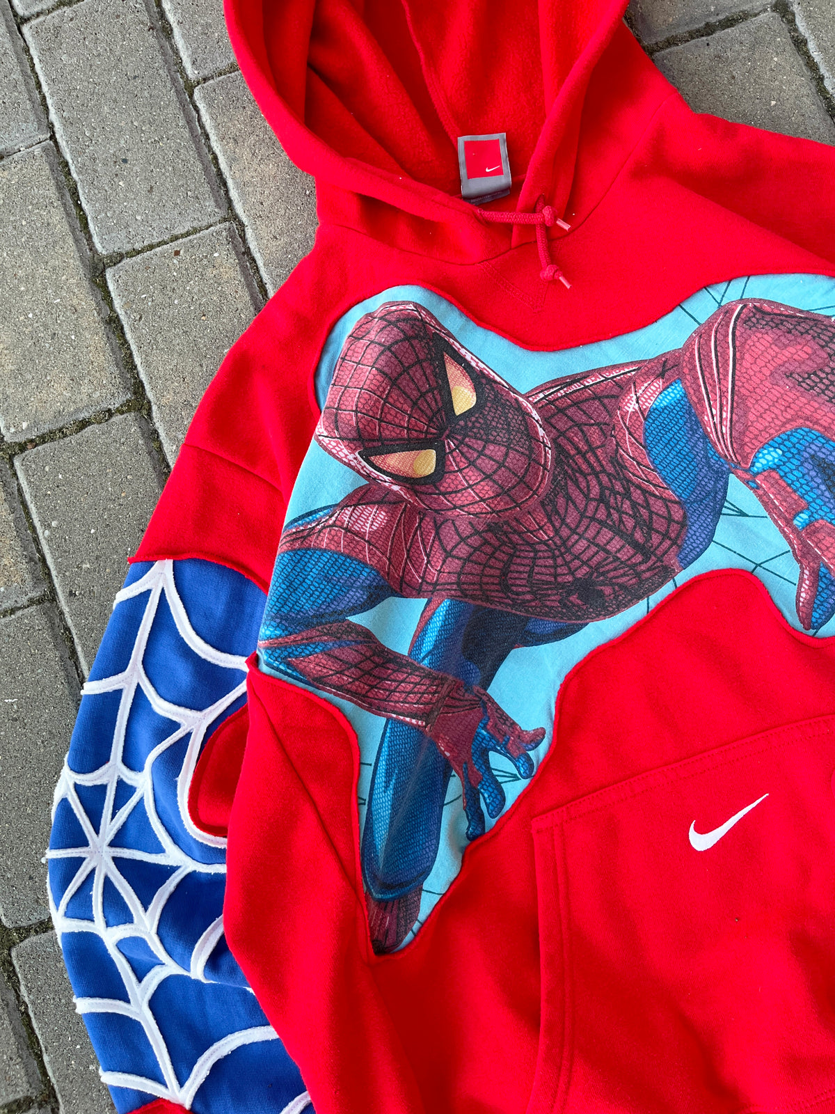 'SPIDEY' HOODIE (L)