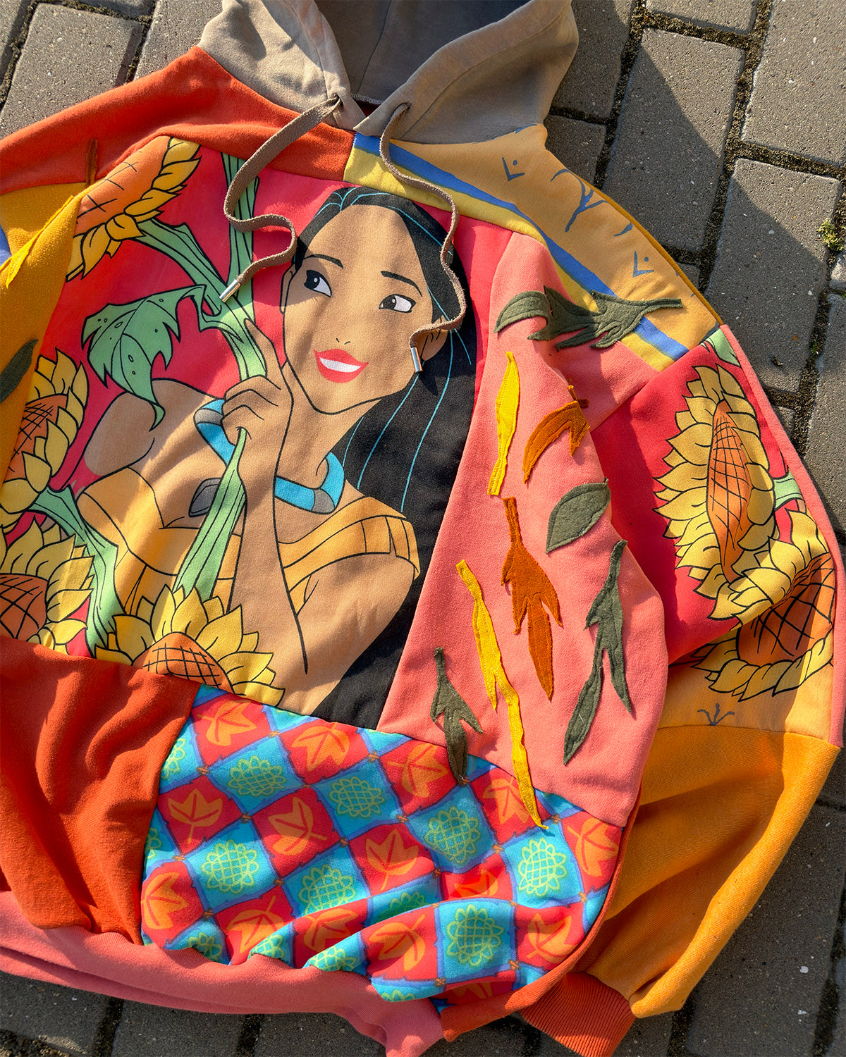 'COLORS OF THE WIND' PATCHWORK HOODIE (XXL)