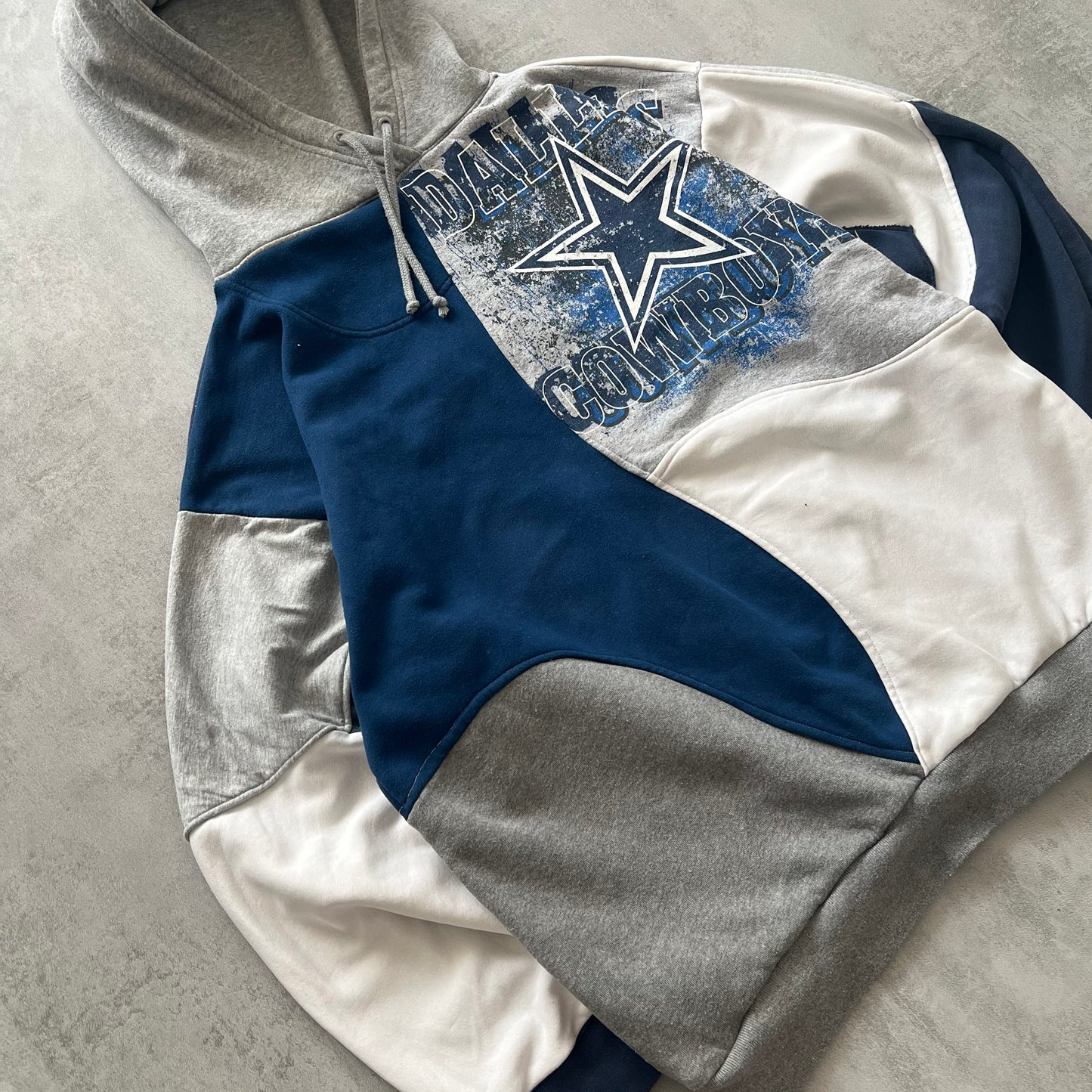 'COWBOYS ZERO WASTE' HOODIE (L)