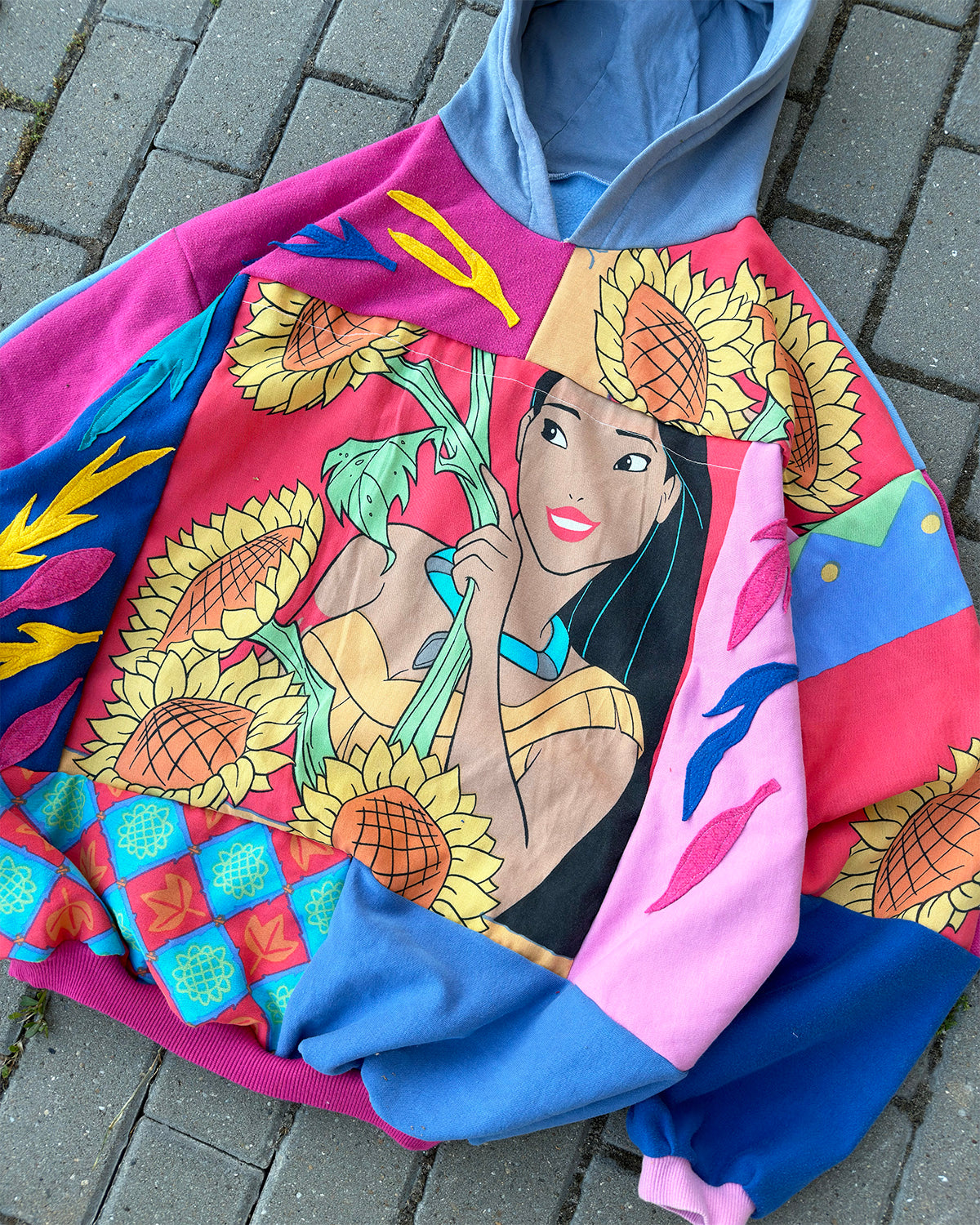 'COLORS OF THE WIND' PATCHWORK HOODIE (XXL)