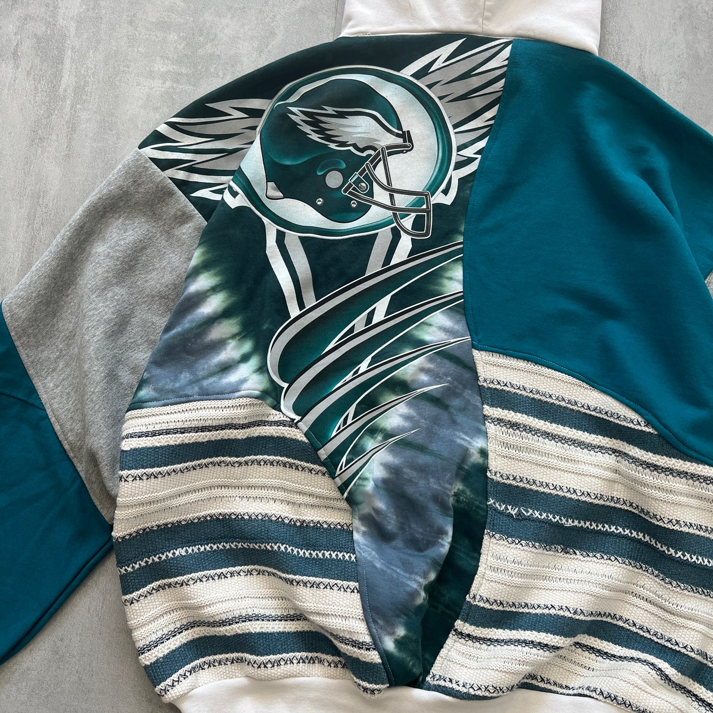 'ZERO WASTE' HOODIE (XL)