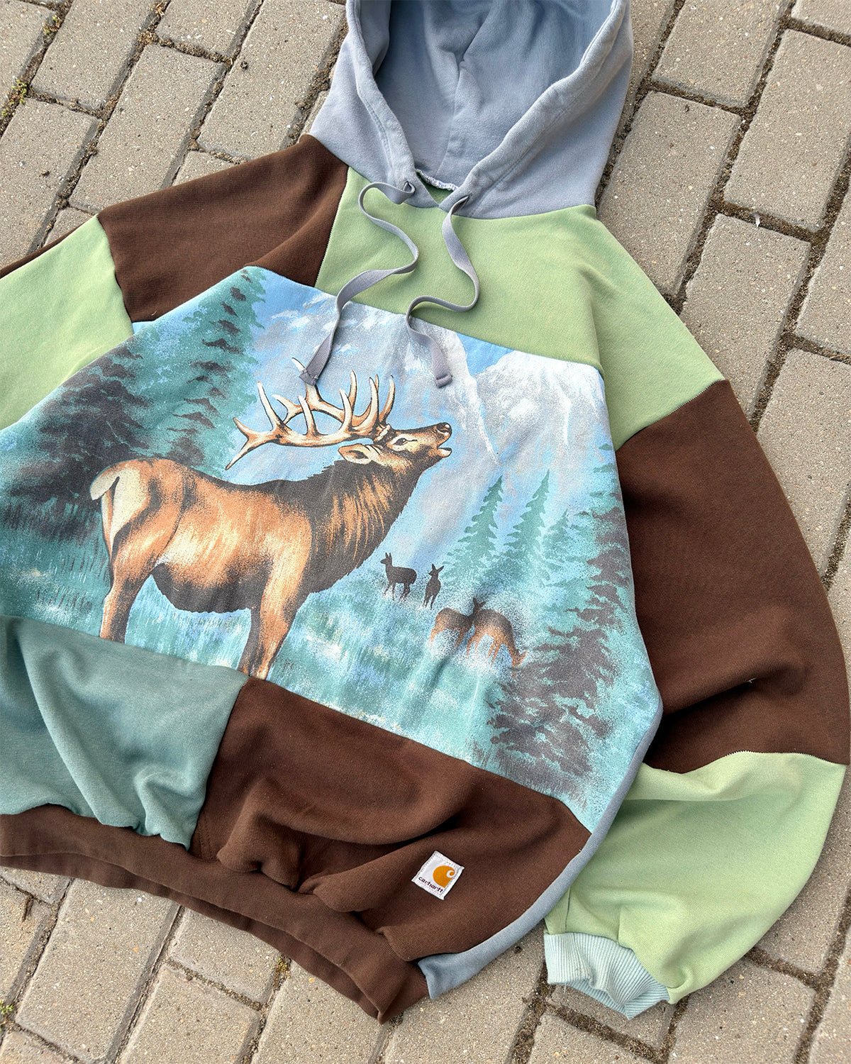 'NATURE' REWORKED HOODIE (XL)