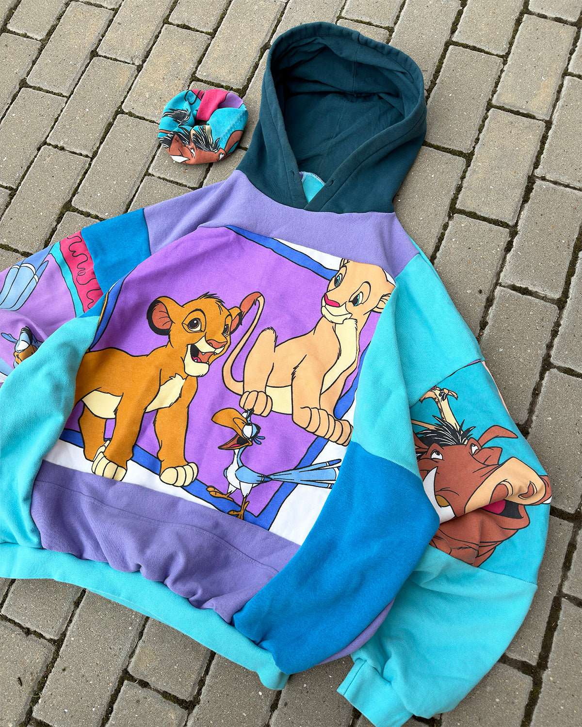 'HAKUNA MATATA' PATCHWORK HOODIE + SCRUNCHY (XXL)