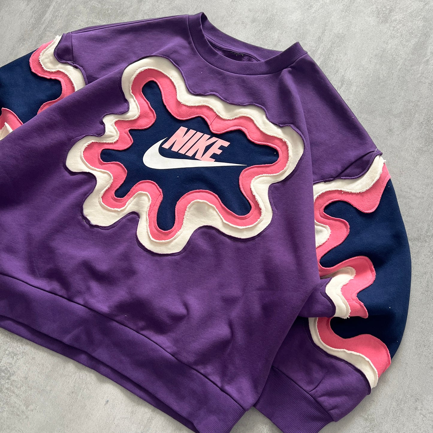 'SPLASH' SWEATSHIRT (w XL)