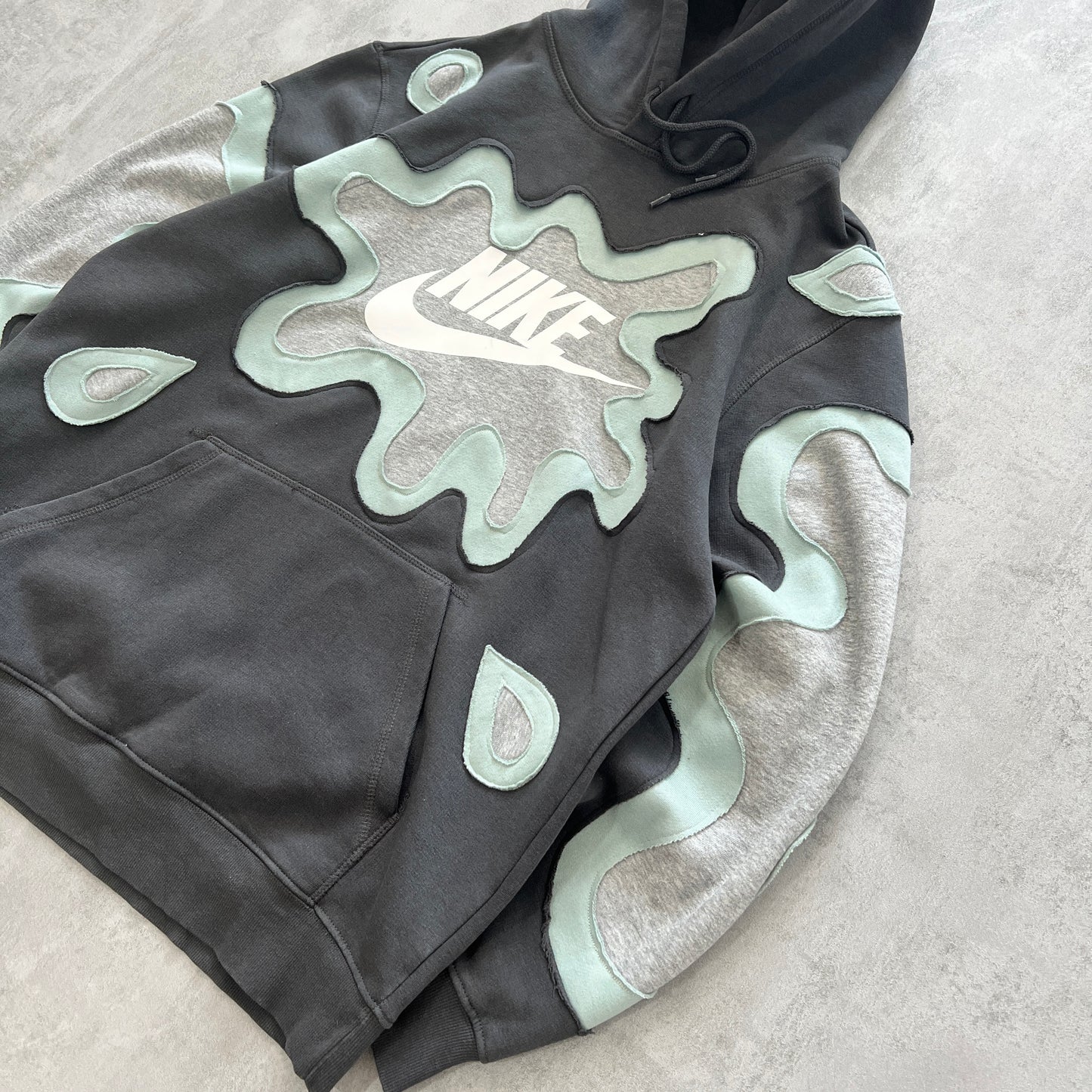 'SPLASH' HOODIE (M)