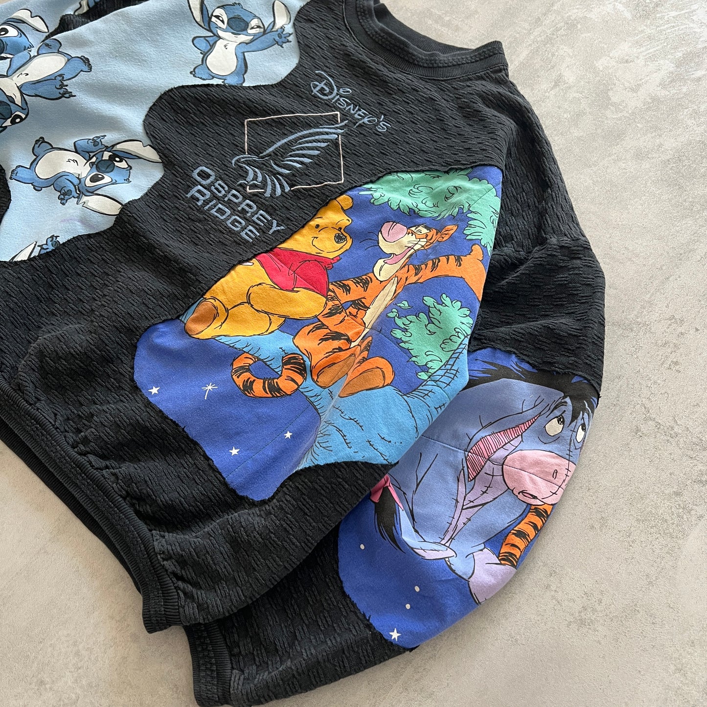 'CHILDHOOD' VINTAGE SWEATSHIRT (XL)