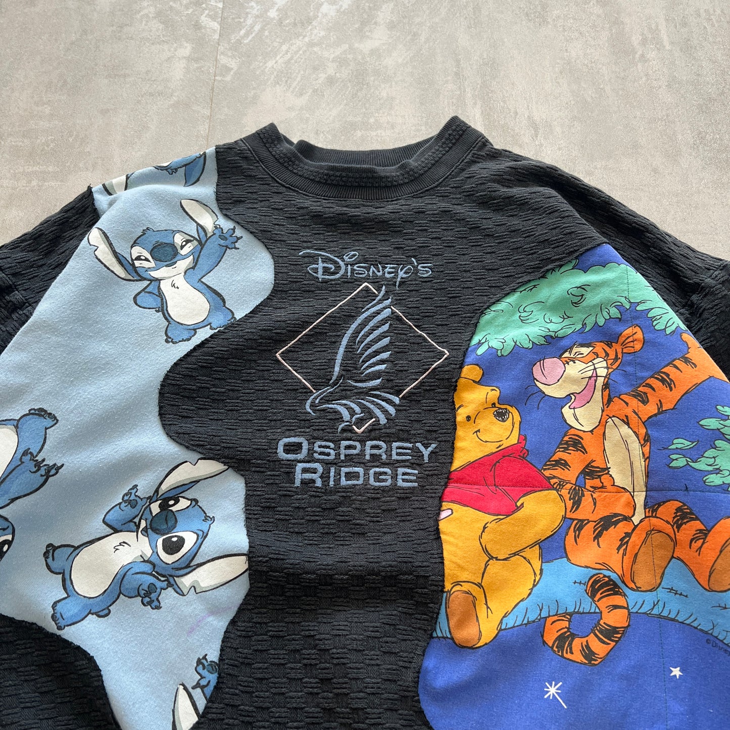 'CHILDHOOD' VINTAGE SWEATSHIRT (XL)