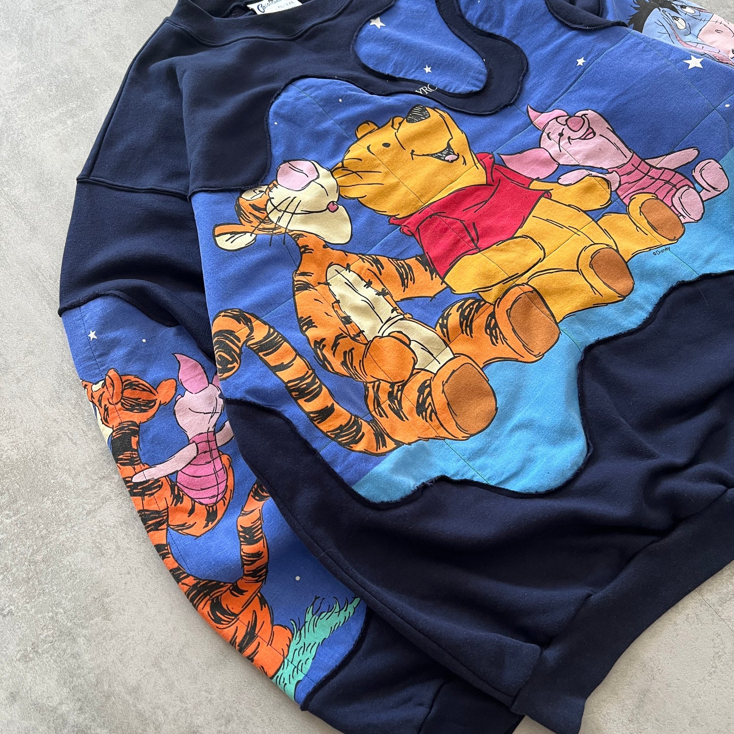 'SHOOTING STARS' SWEATSHIRT (XL/XXL)