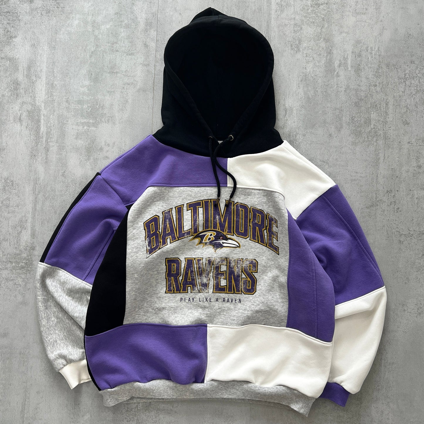 'RAVENS' HOODIE (M)