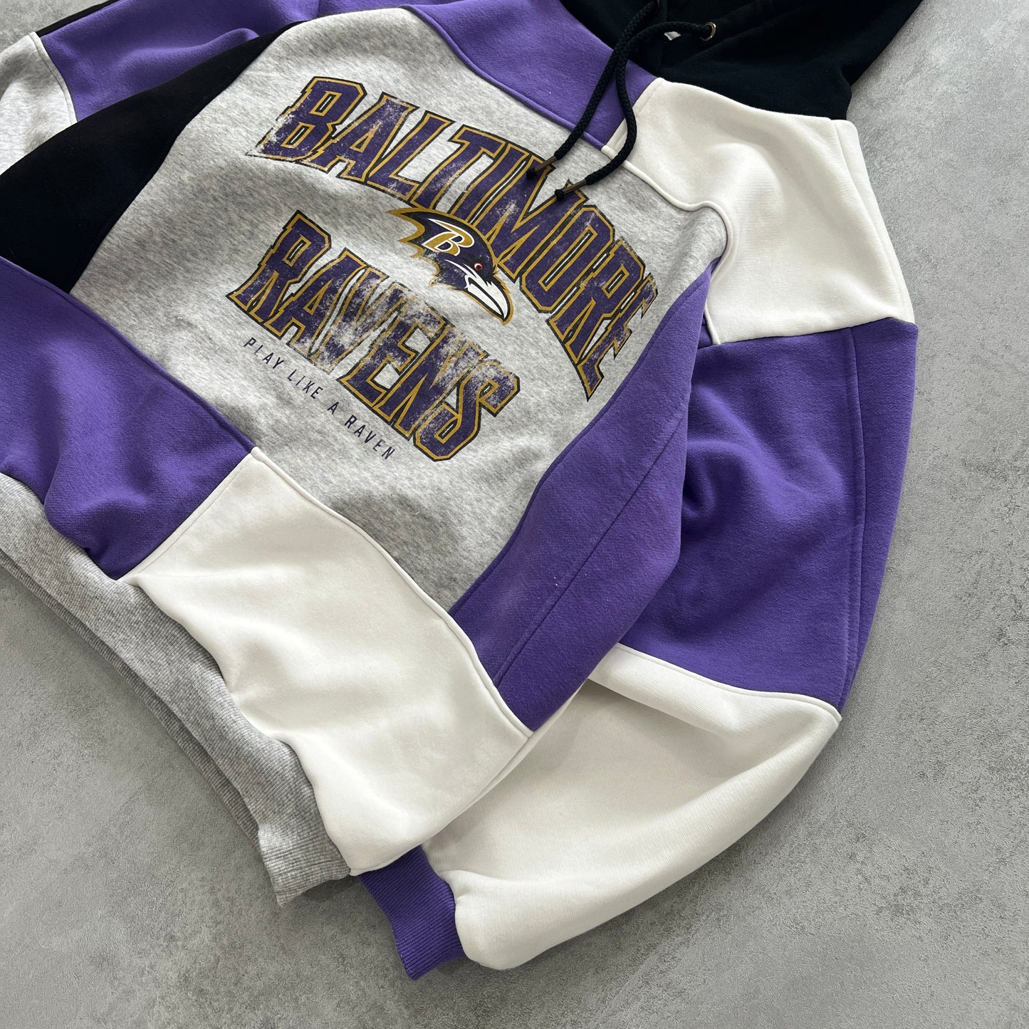 'RAVENS' HOODIE (M)