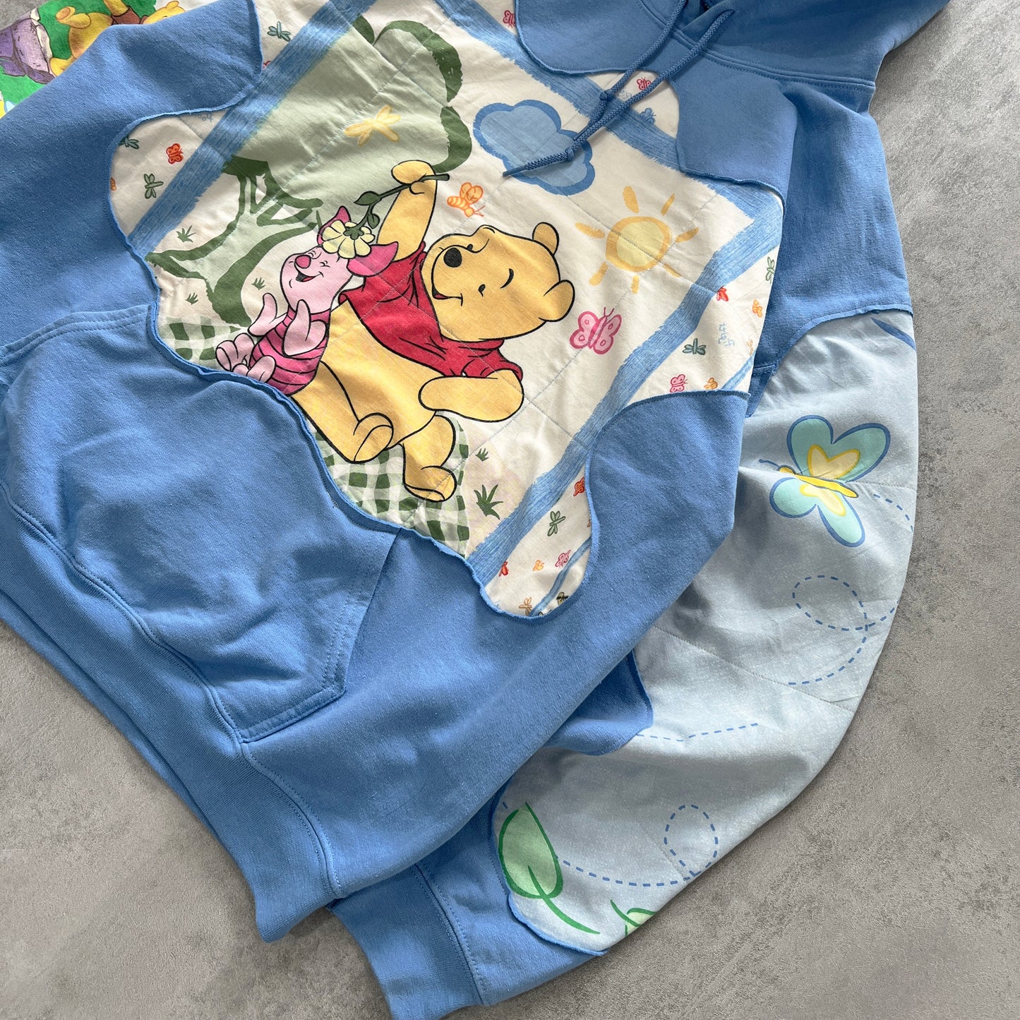 'FRIENDS FOREVER' HOODIE (XL)