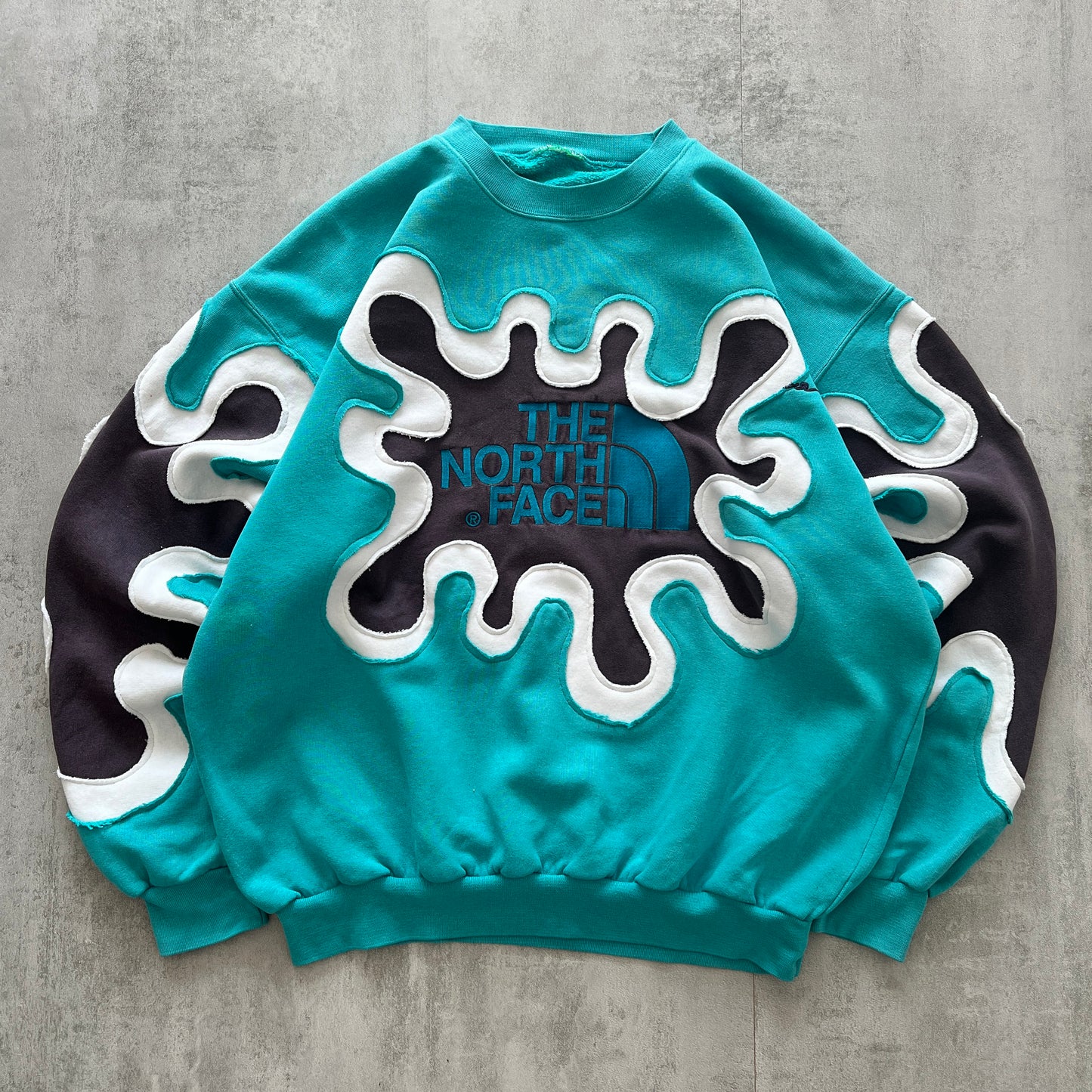 'SPLASH' SWEATSHIRT (L)