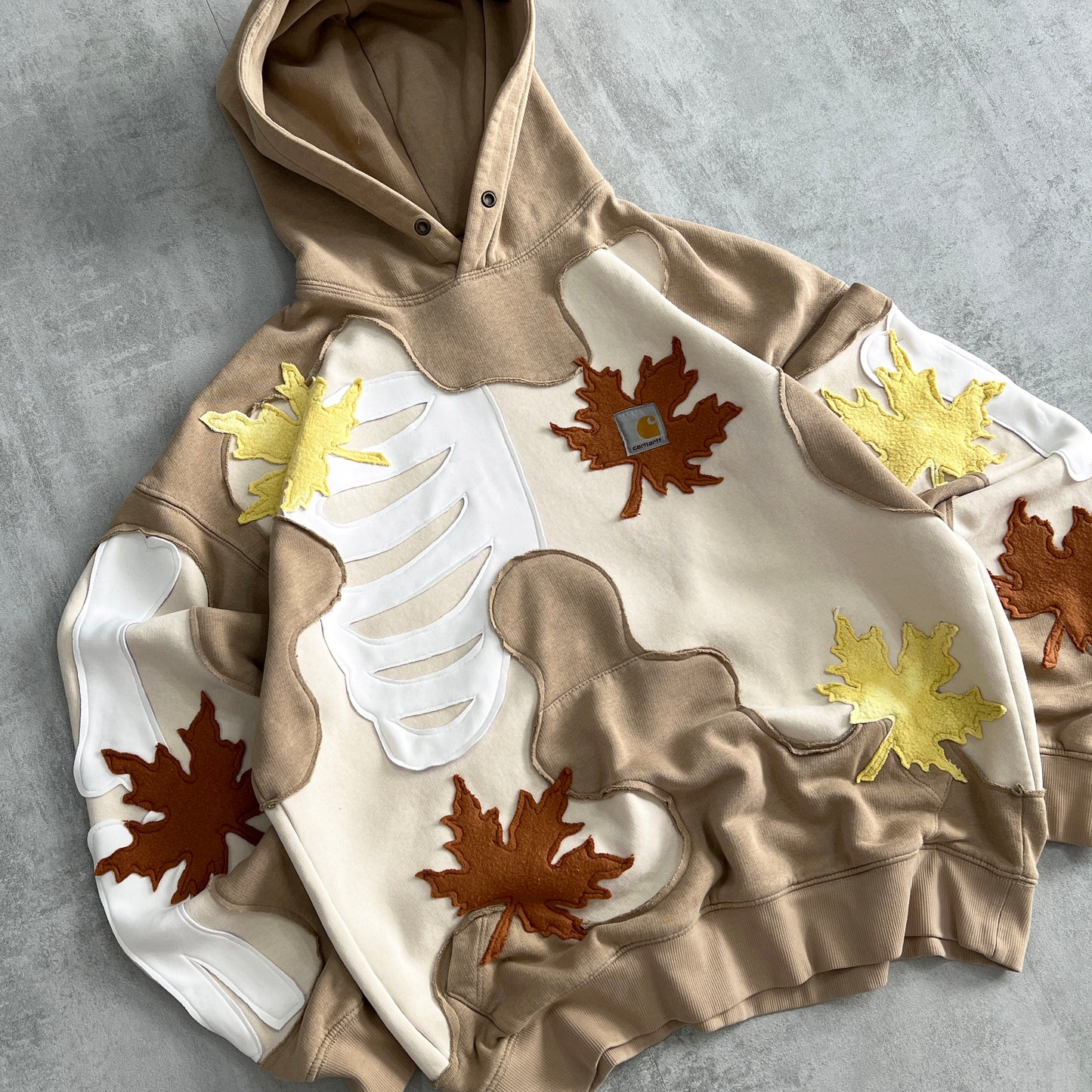 'LEAVES' HOODIE (M)