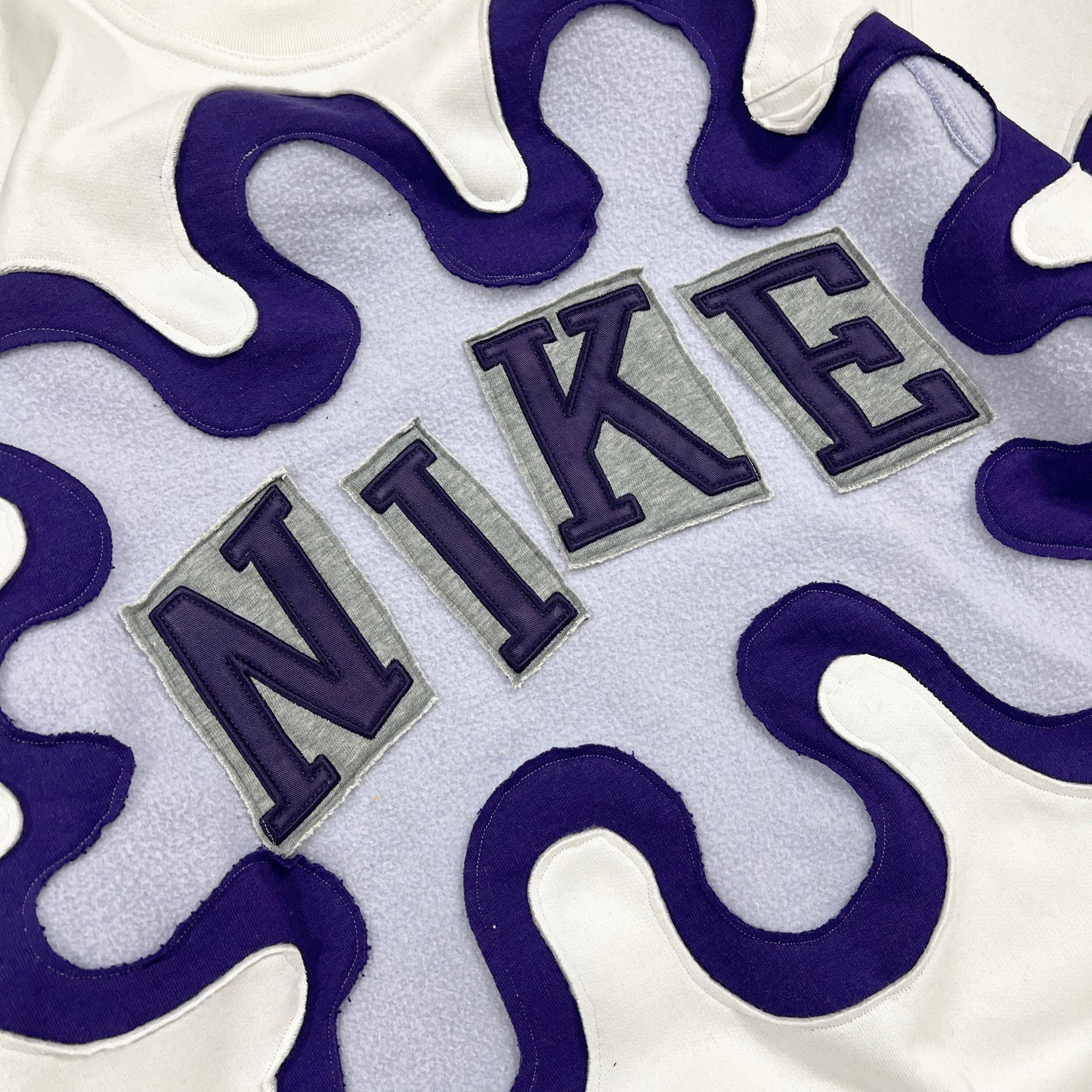 'SPLASH' SWEATSHIRT (XXL)