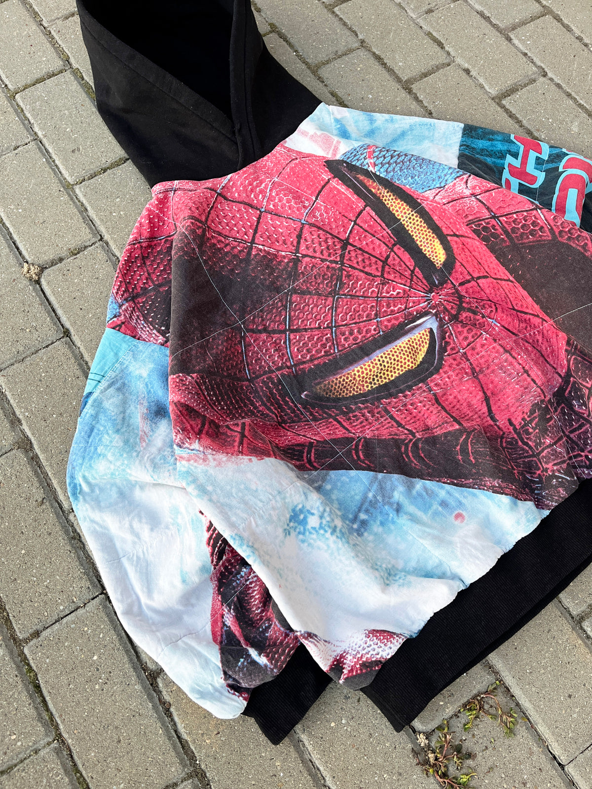'SPIDEY' HOODIE (L)
