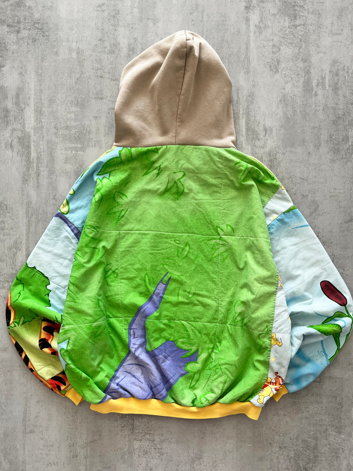 'FRIENDS FOREVER' HOODIE (L)
