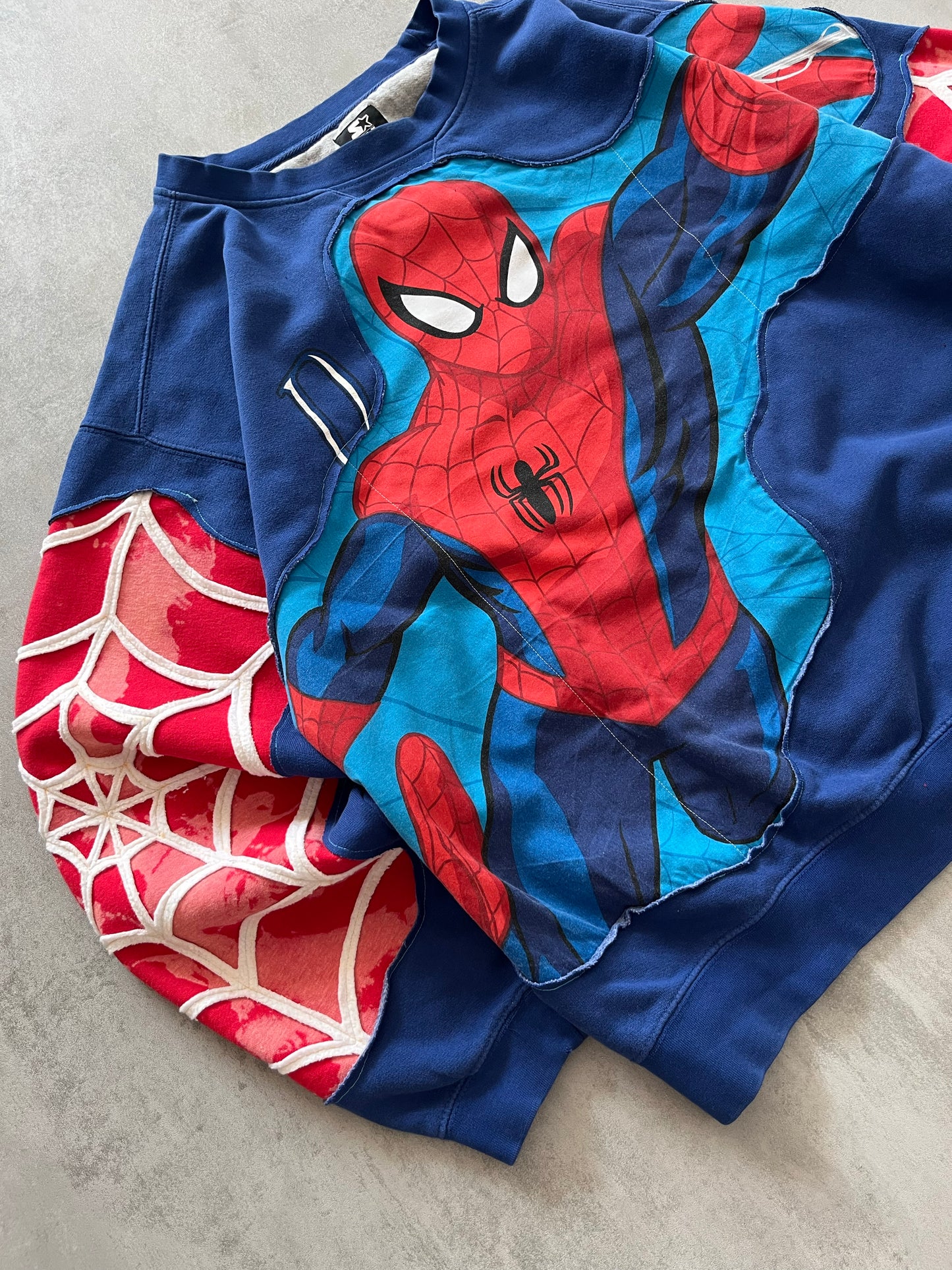 'SIPDEY' SWEATSHIRT (XL)