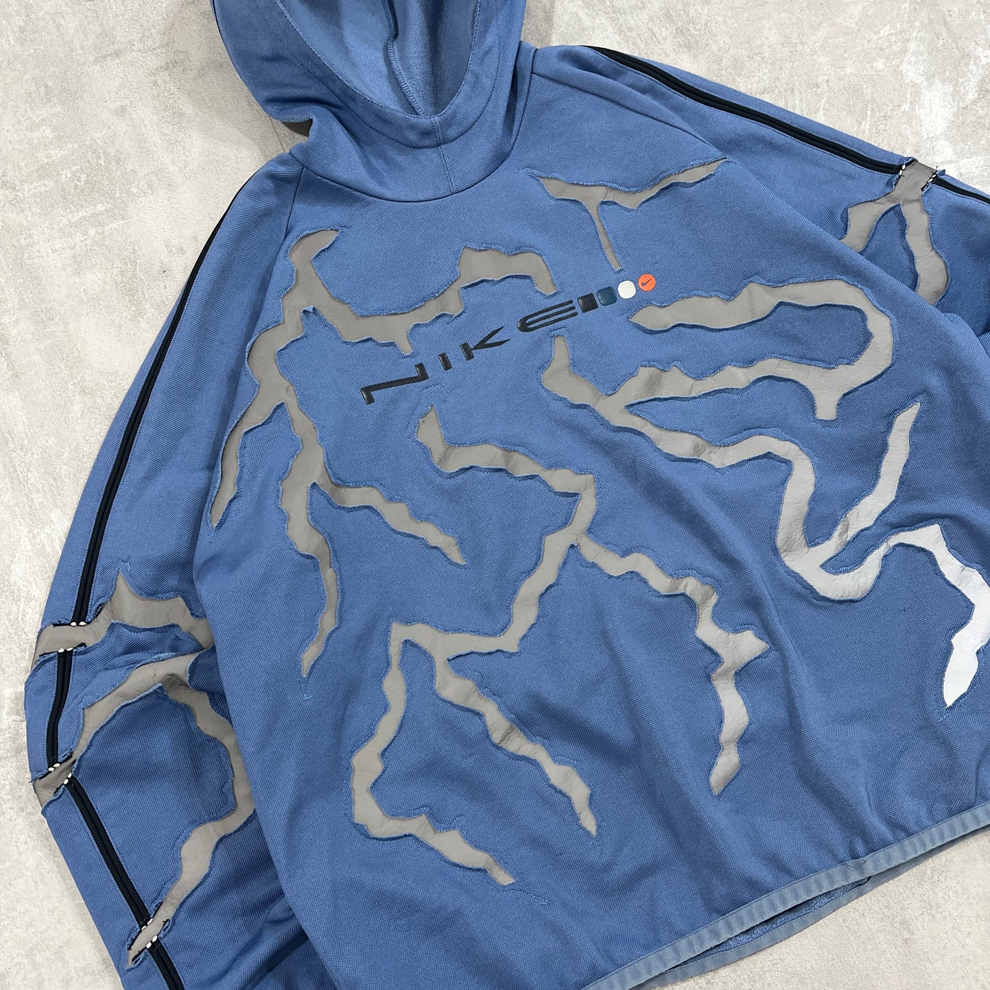 'LIGHTNING'  VINTAGE REFLECTIVE HOODIE (L)