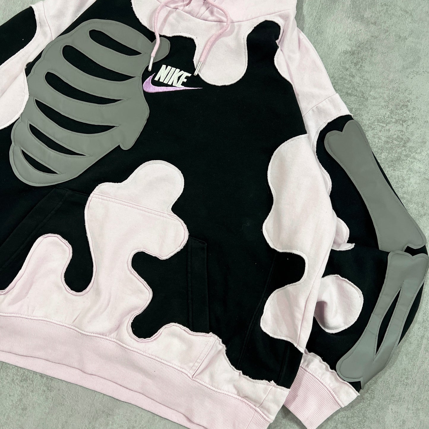 'BONES' REFLECTIVE HOODIE (w M)