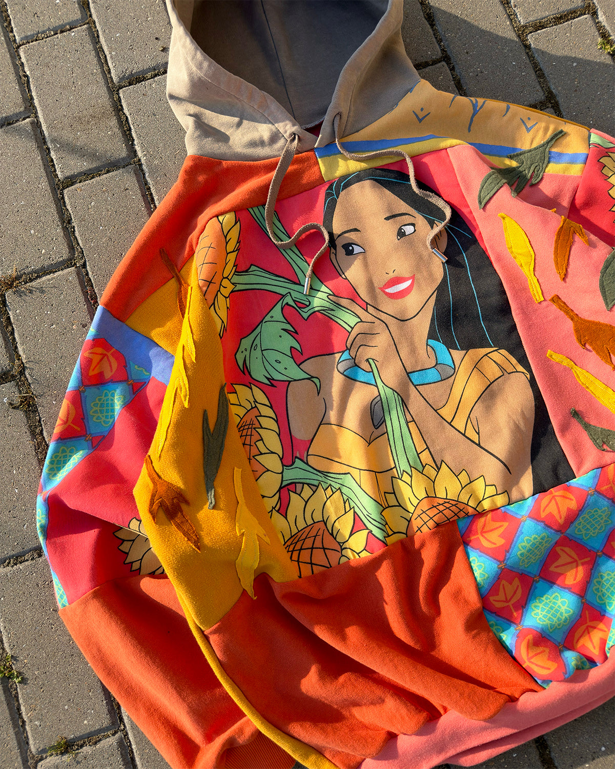 'COLORS OF THE WIND' PATCHWORK HOODIE (XXL)