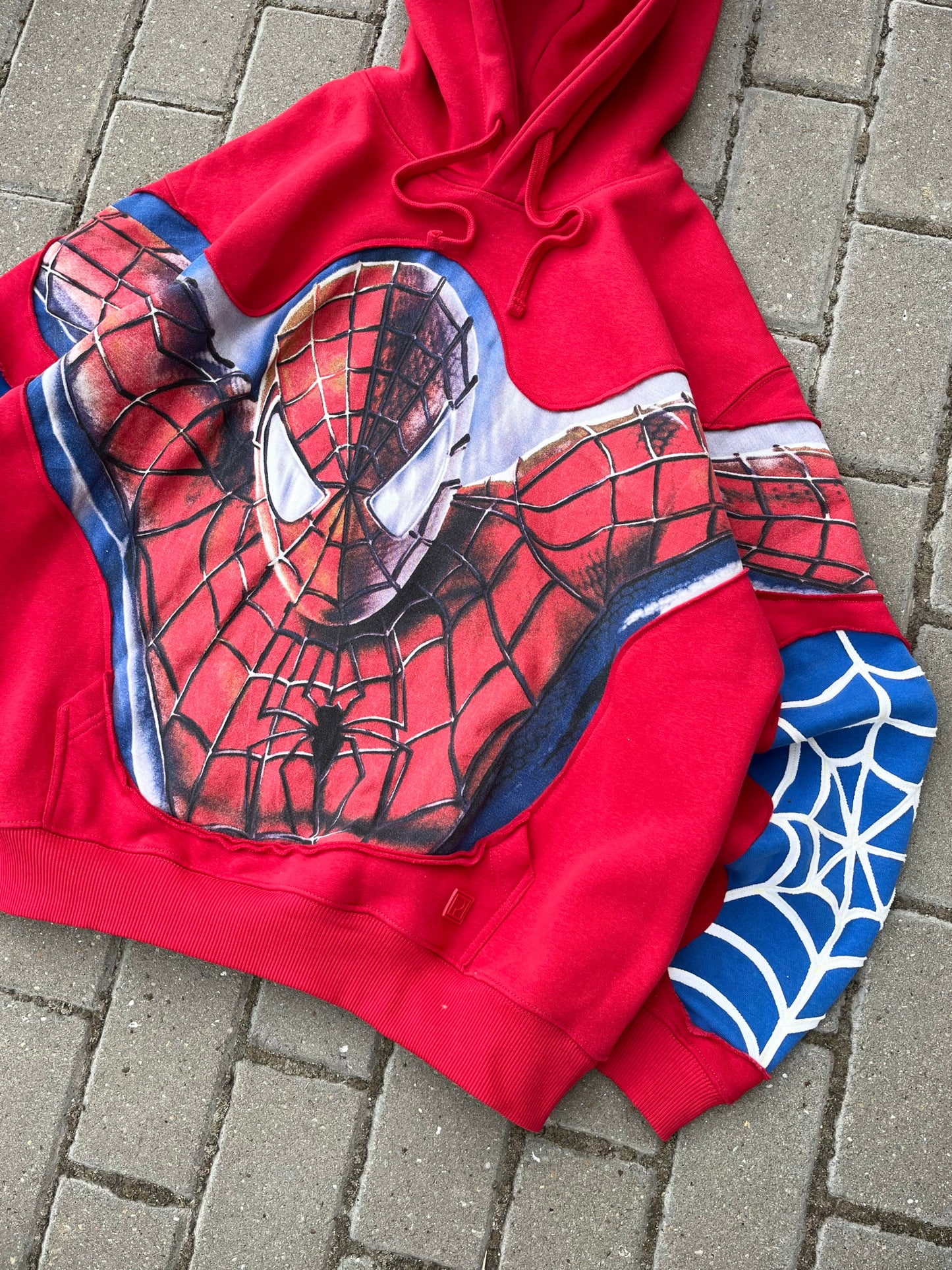 'SPIDEY' HOODIE (L)