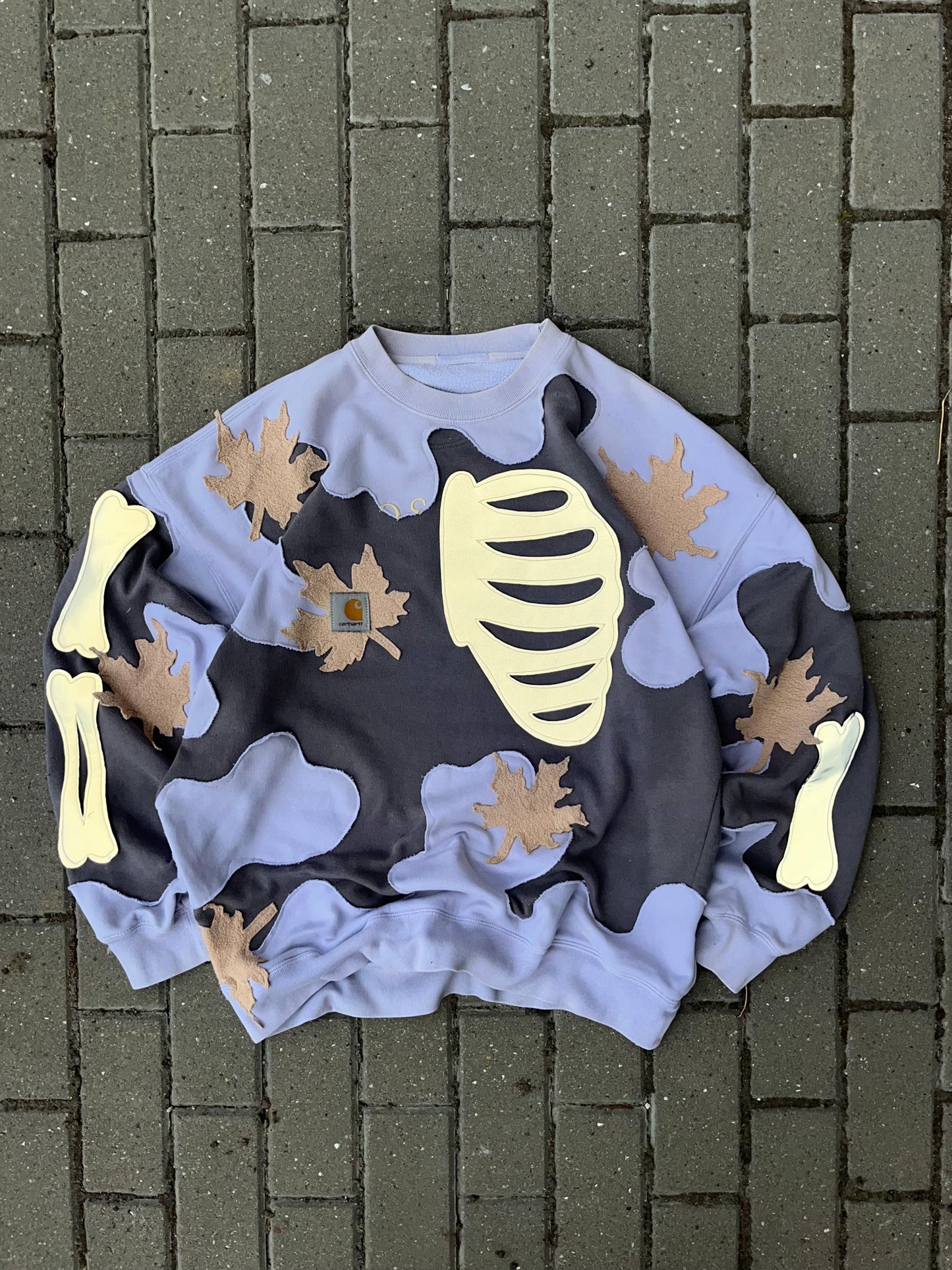 'LEAVES' REFLECTIVE SWEATSHIRT (XL)
