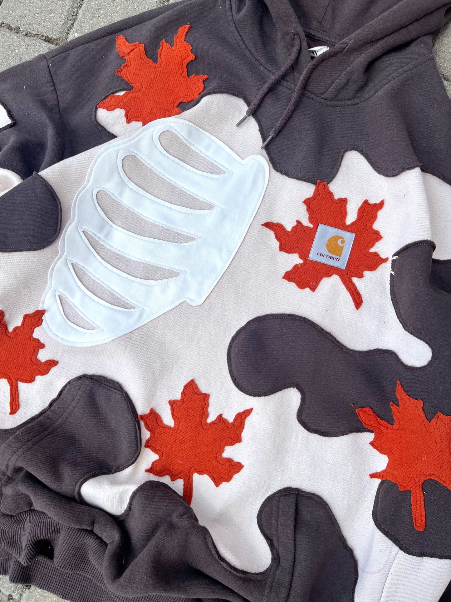 'LEAVES' HOODIE (L)