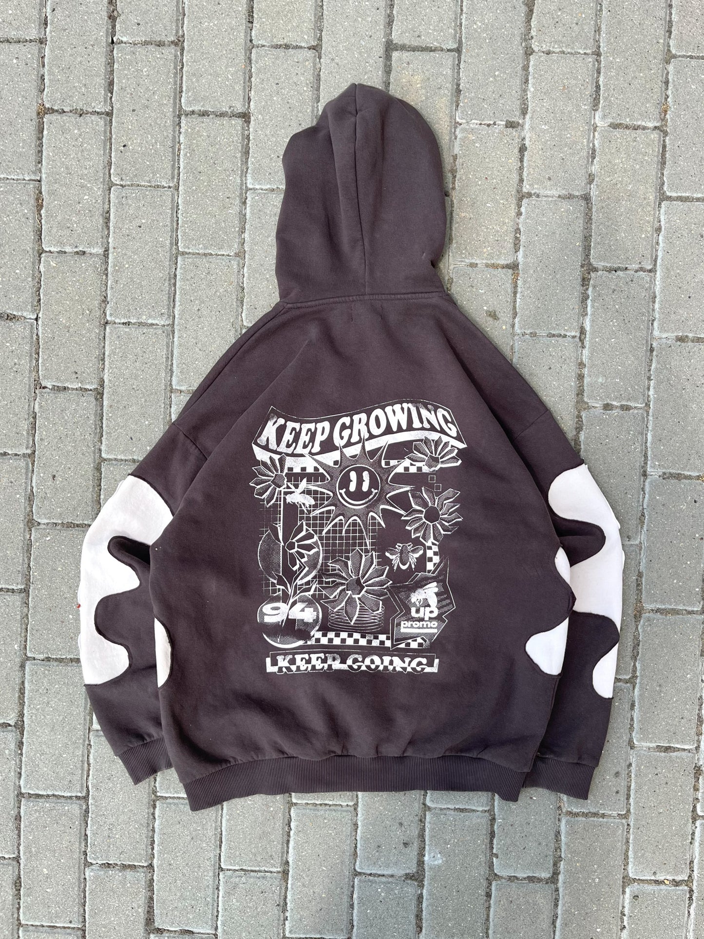 'LEAVES' HOODIE (L)