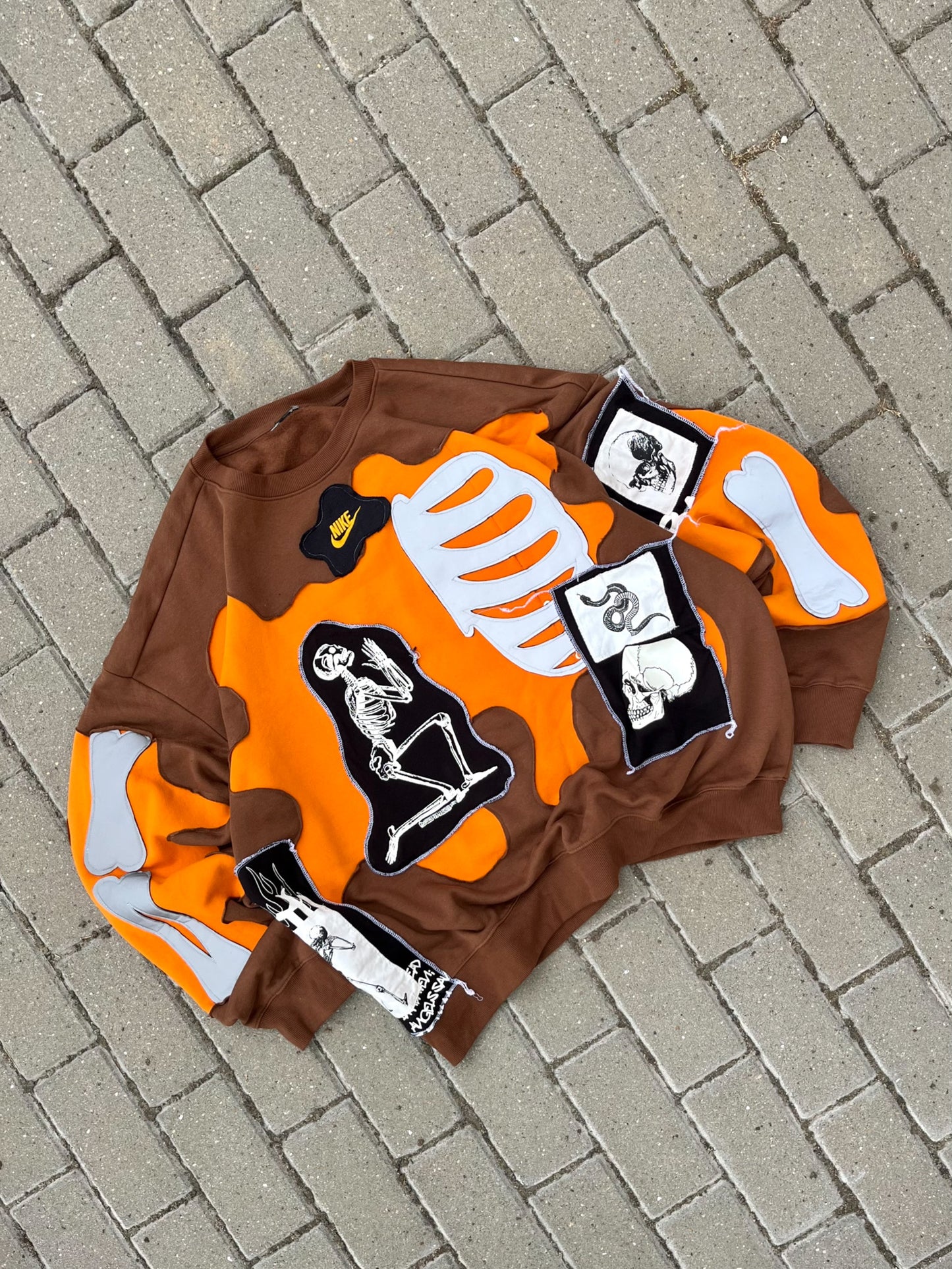 'BONES' REFLECTIVE SWEATSHIRT (XXL)