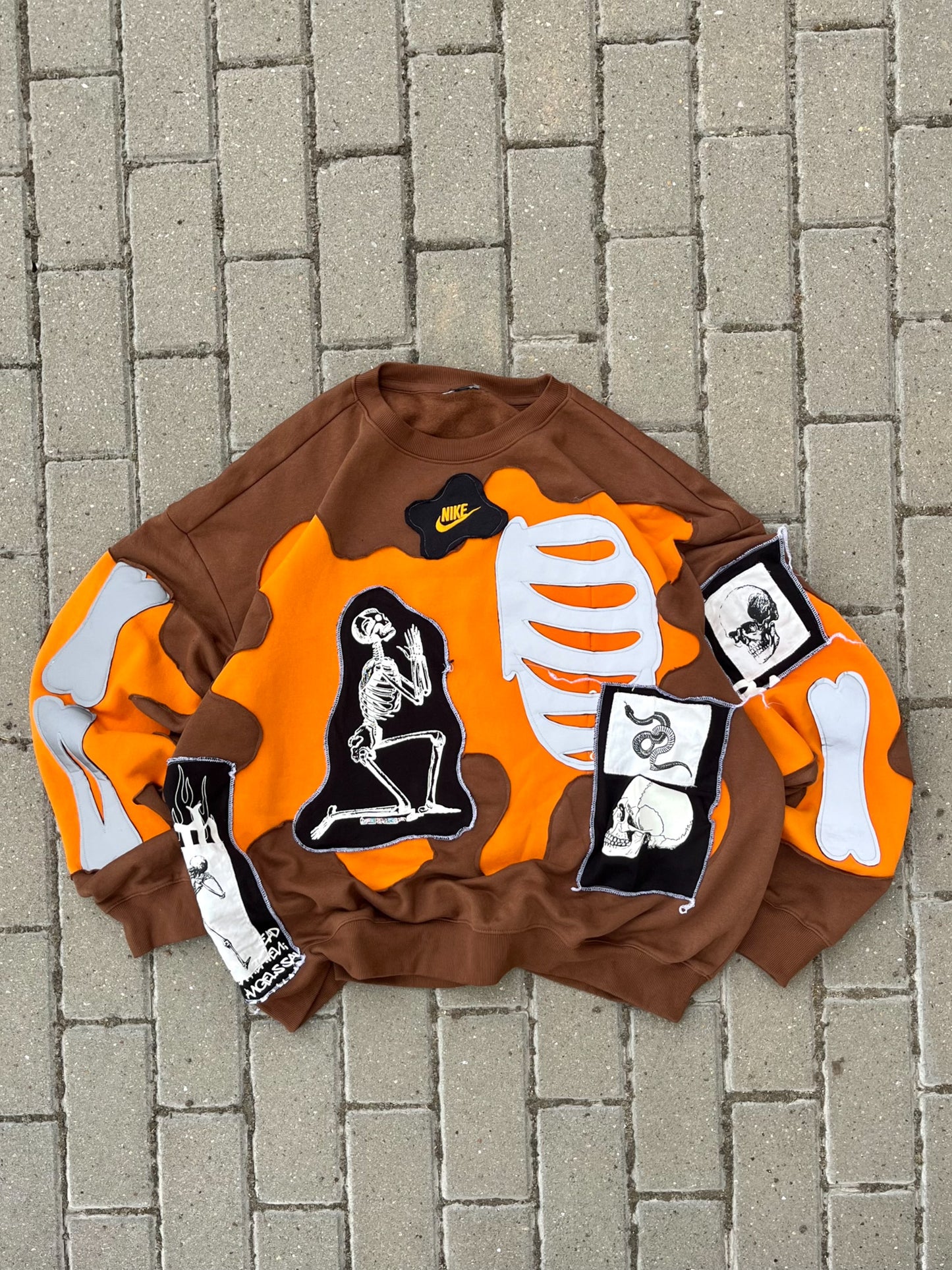 'BONES' REFLECTIVE SWEATSHIRT (XXL)