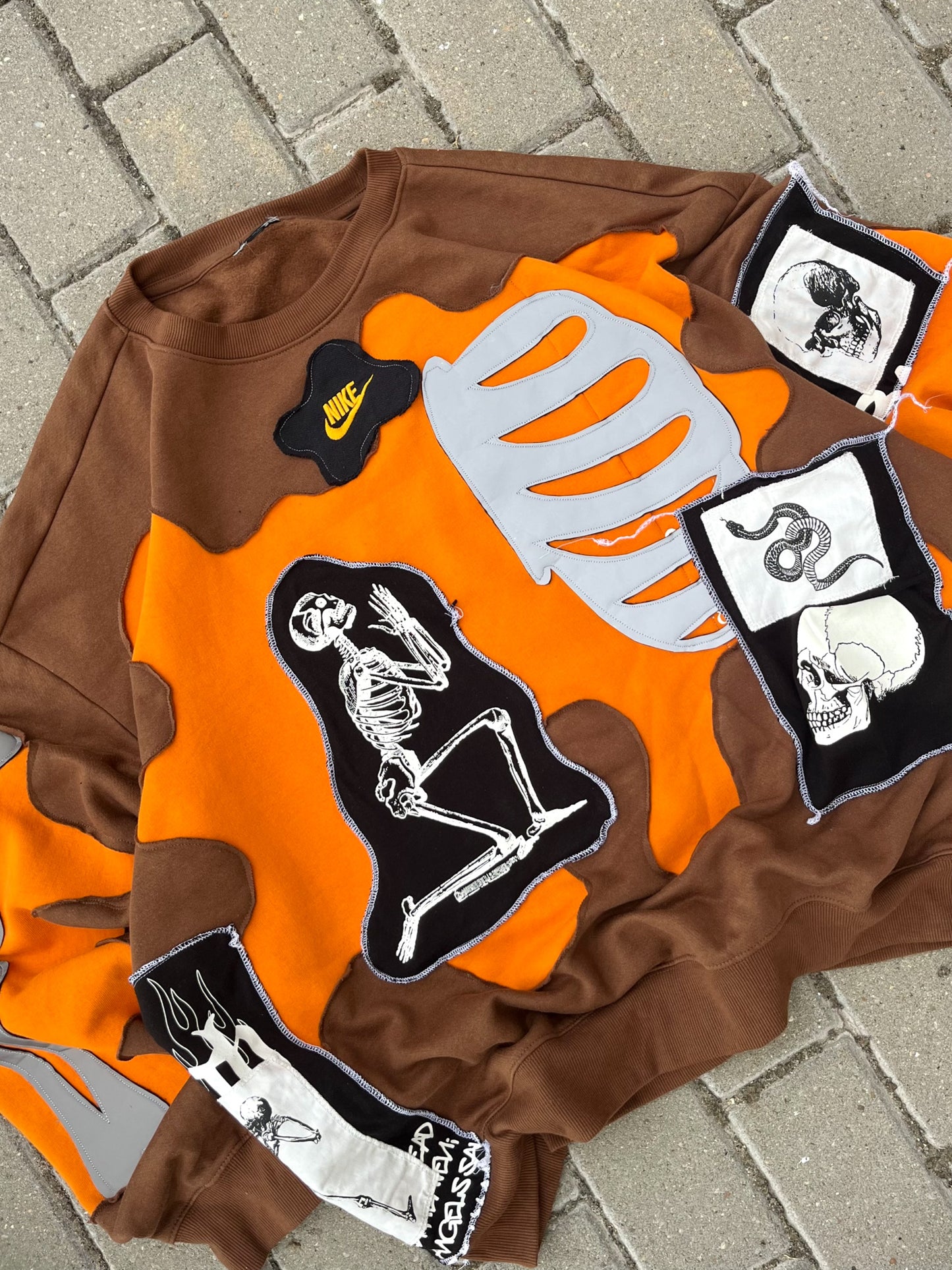 'BONES' REFLECTIVE SWEATSHIRT (XXL)