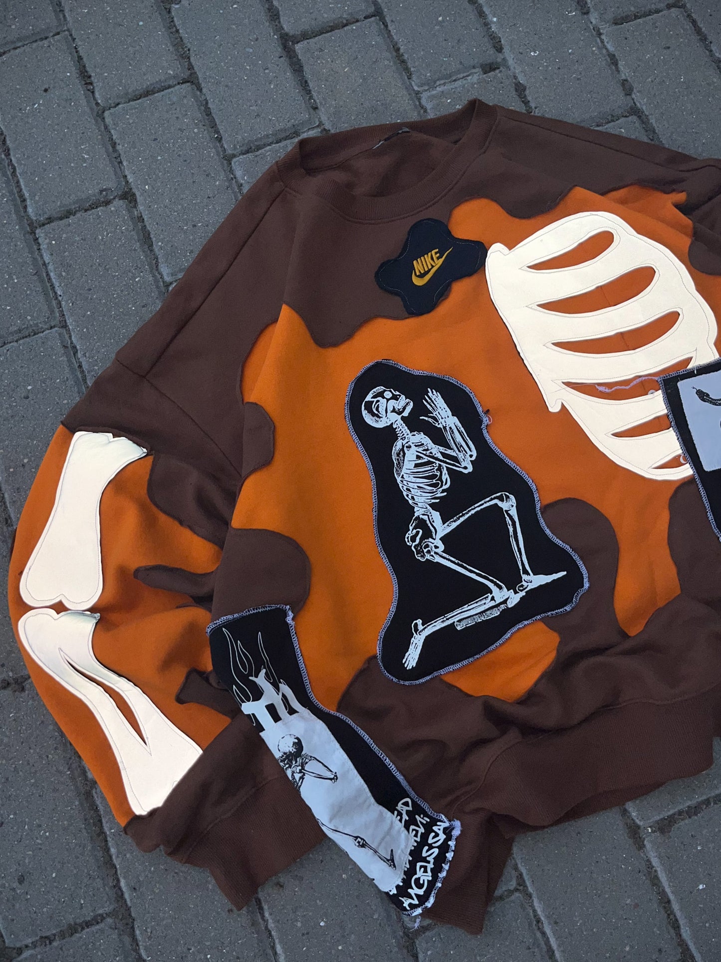 'BONES' REFLECTIVE SWEATSHIRT (XXL)