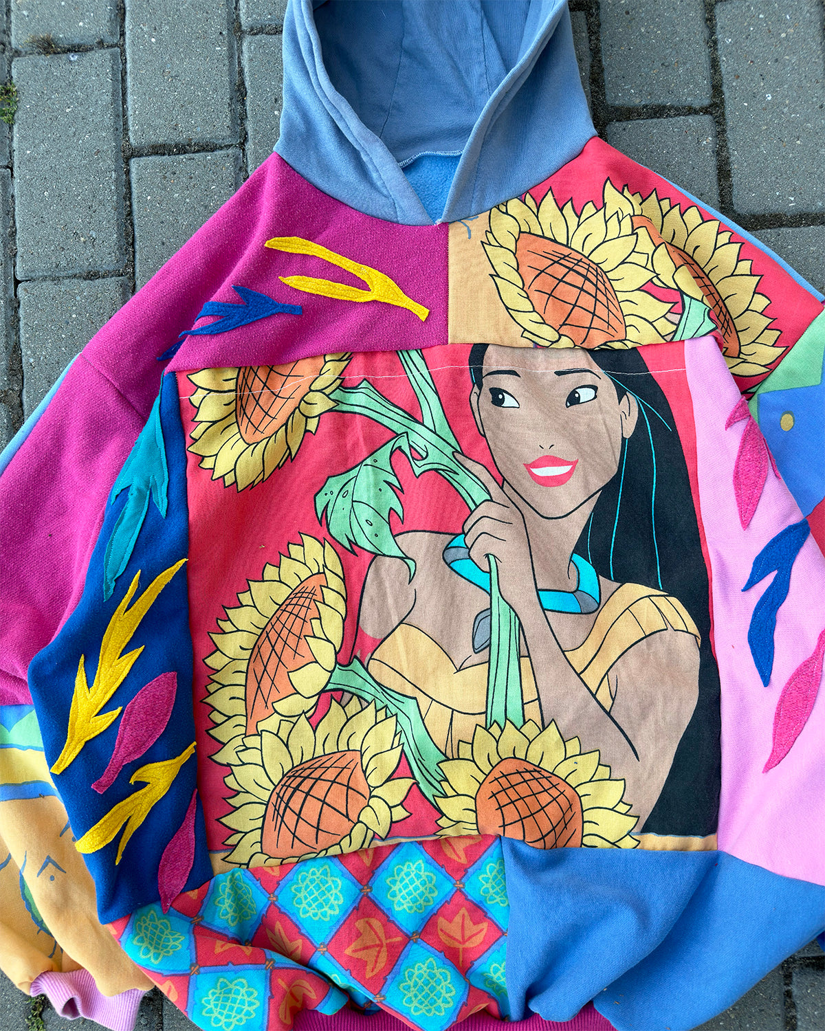 'COLORS OF THE WIND' PATCHWORK HOODIE (XXL)