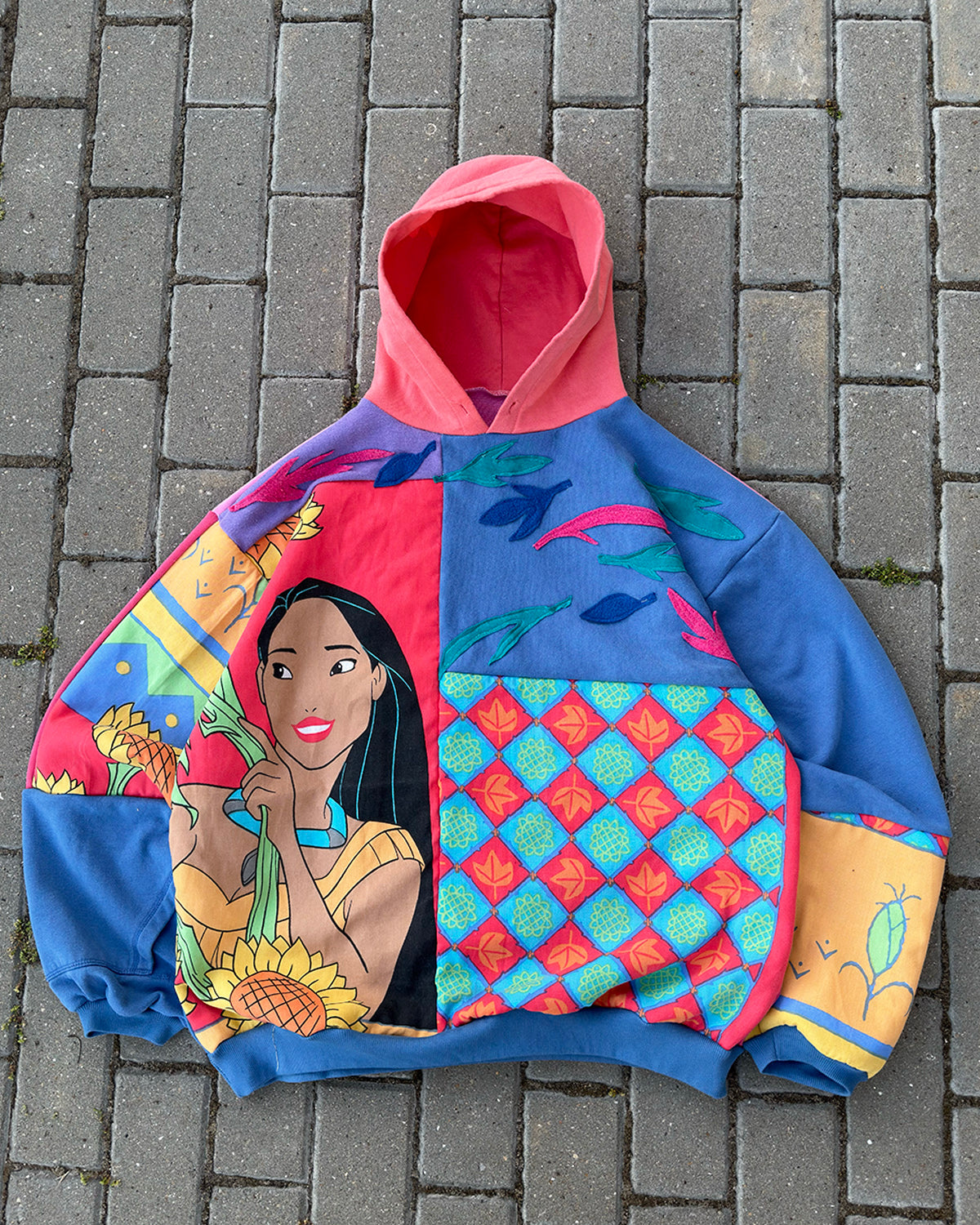 'COLORS OF THE WIND' PATCHWORK HOODIE (L)