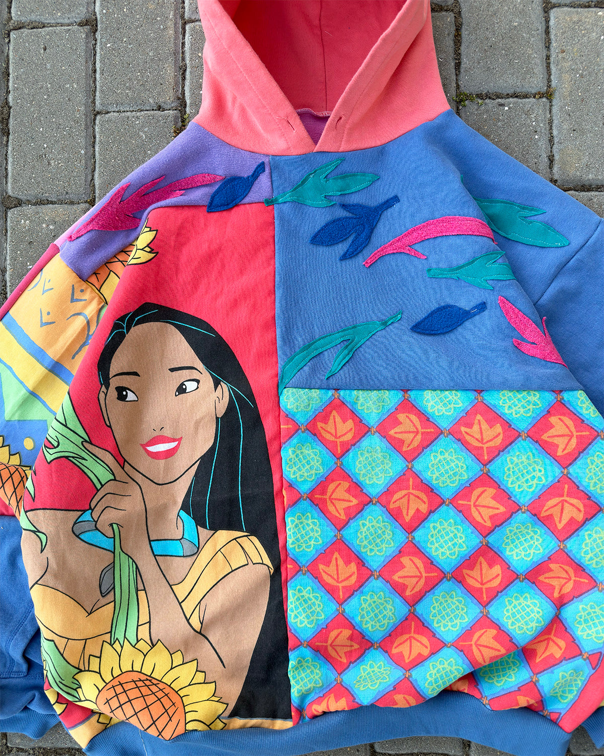 'COLORS OF THE WIND' PATCHWORK HOODIE (L)