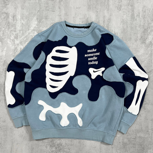 'MAKE SOMEONE SMILE TODAY' SWEATSHIRT (L)