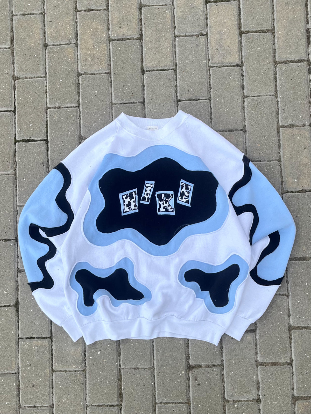 'SPLASH' SWEATSHIRT (L)
