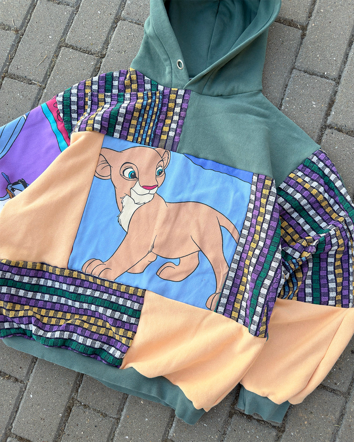 'HAKUNA MATATA' PATCHWORK HOODIE (M)
