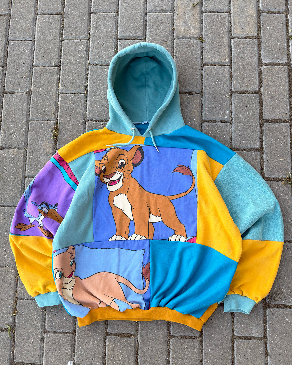 'HAKUNA MATATA' PATCHWORK HOODIE (L)