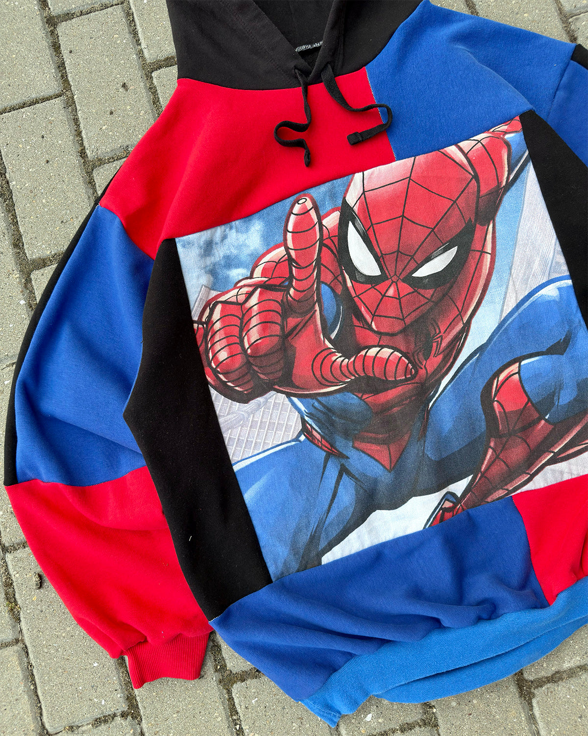 'SPIDEY' REWORKED HOODIE (XL)