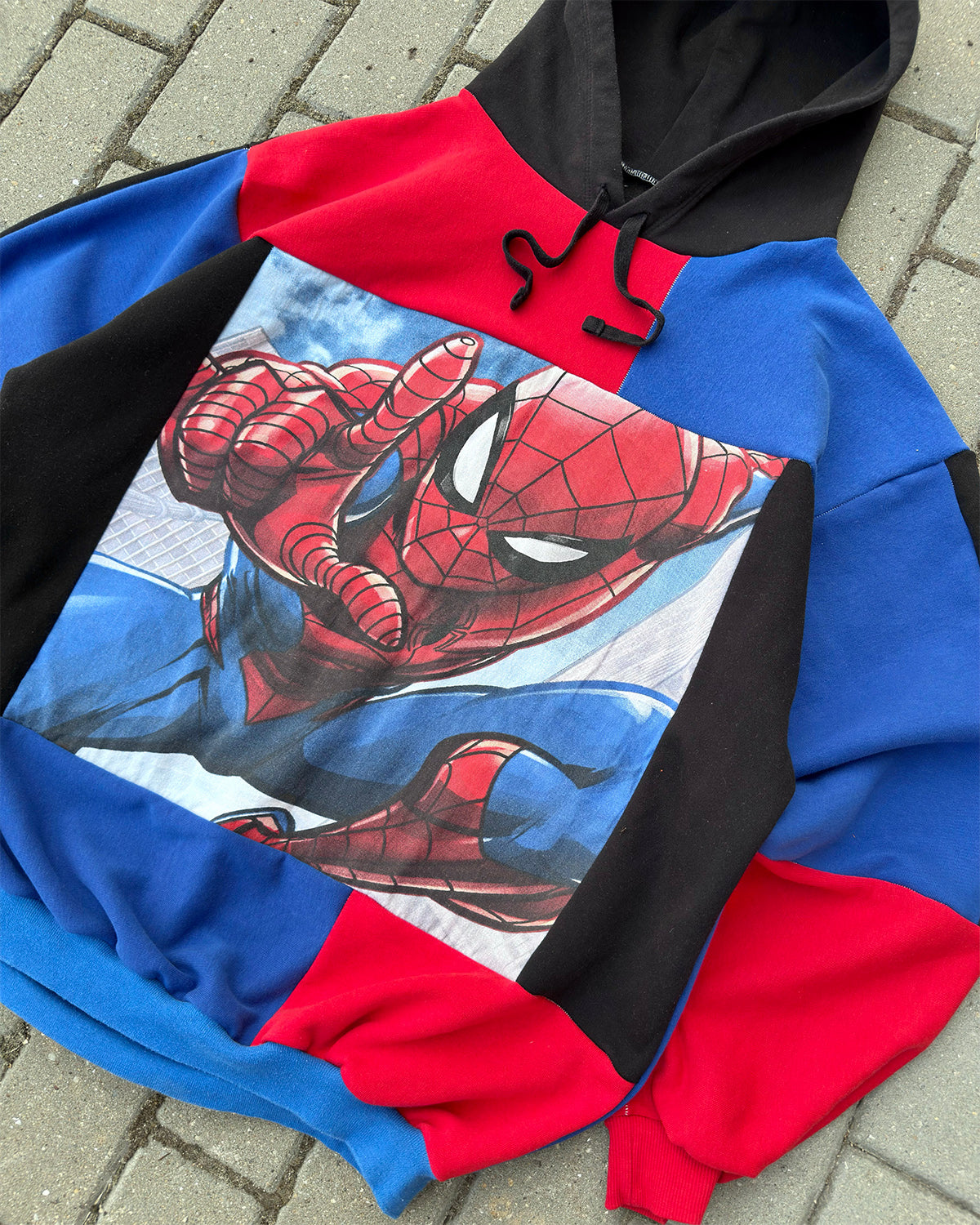 'SPIDEY' REWORKED HOODIE (XL)