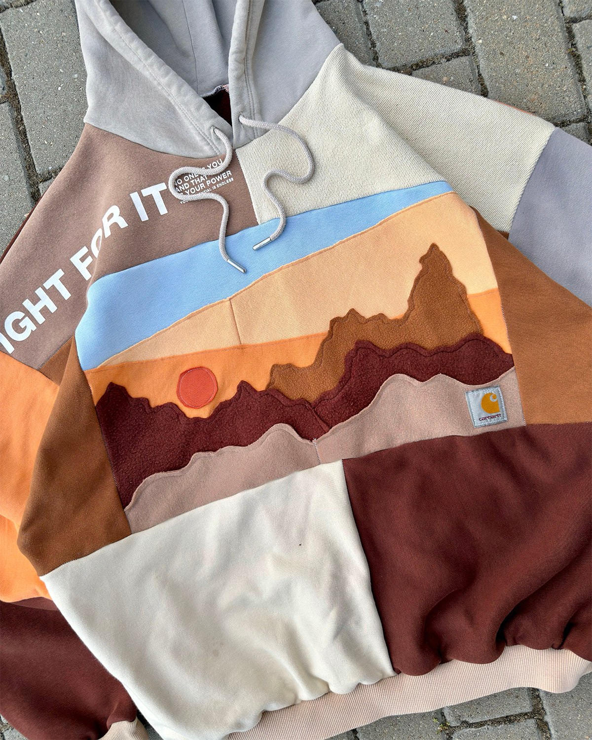 'MOUNTAINS' REWORKED HOODIE (XL)