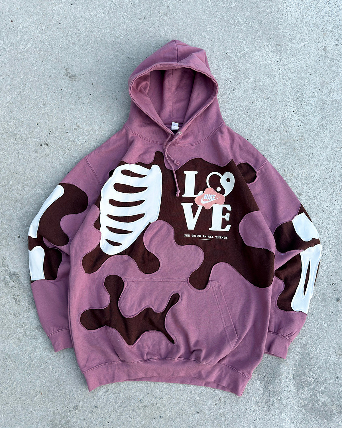 'SEE GOOD IN ALL THINGS' HOODIE (XL)