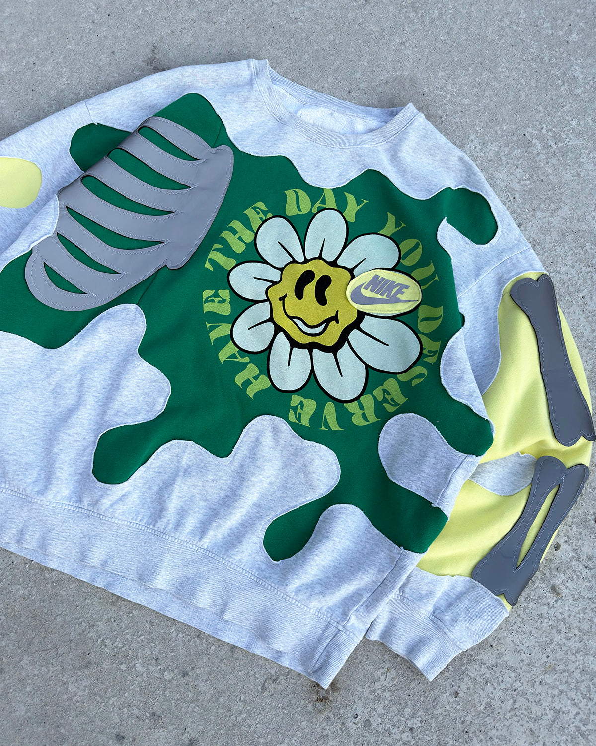 'HAVE THE DAY YOU DESERVE' REFLECTIVE SWEATSHIRT (L)