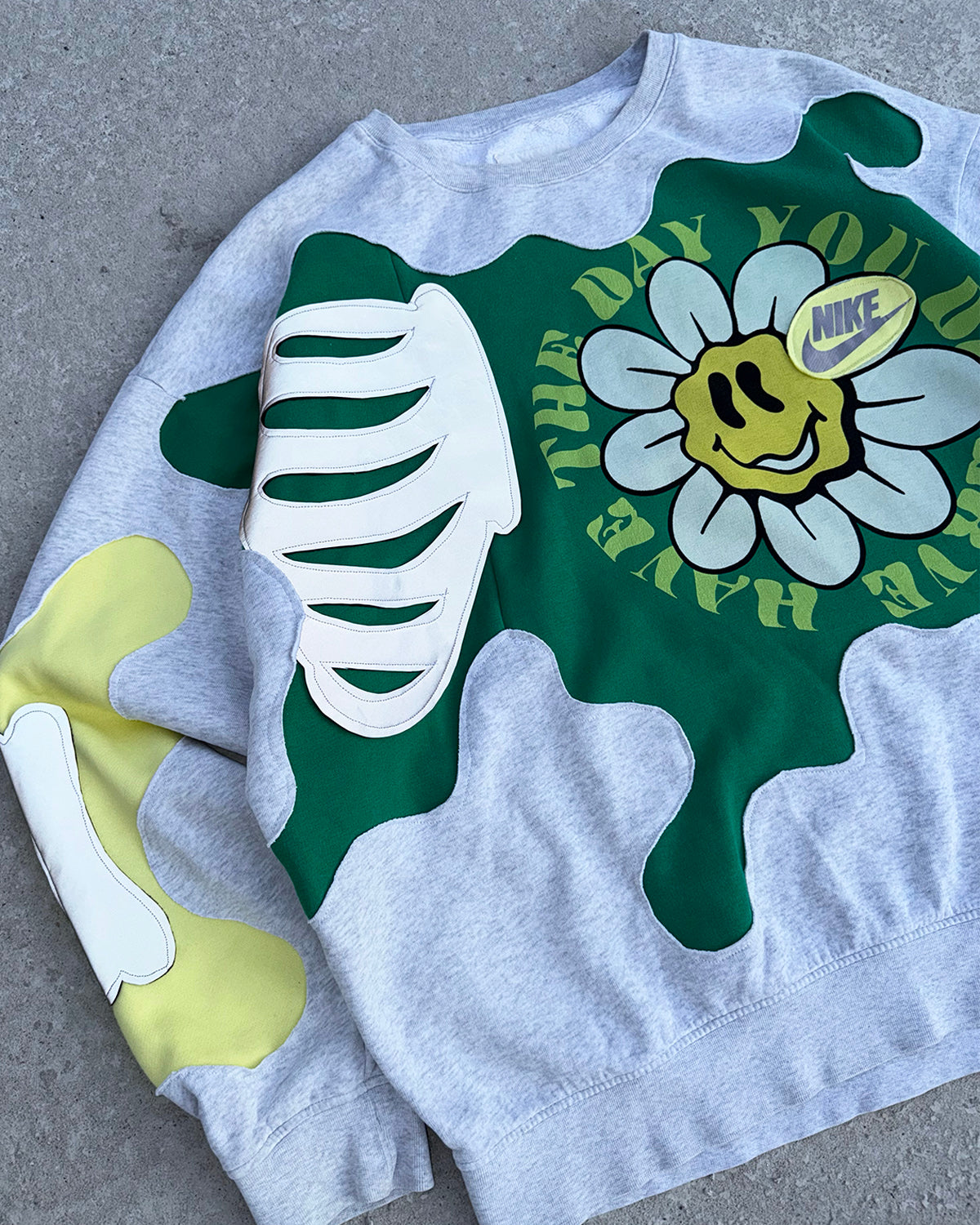 'HAVE THE DAY YOU DESERVE' REFLECTIVE SWEATSHIRT (L)