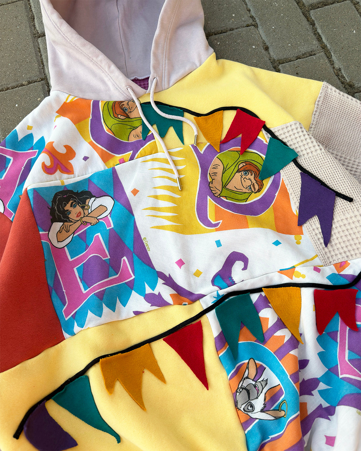 'BELLS OF PARIS' PATCHWORK HOODIE (L)