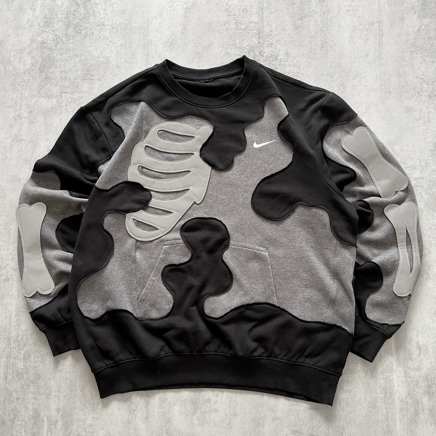 'BONES' REFLECTIVE SWEATSHIRT (L)
