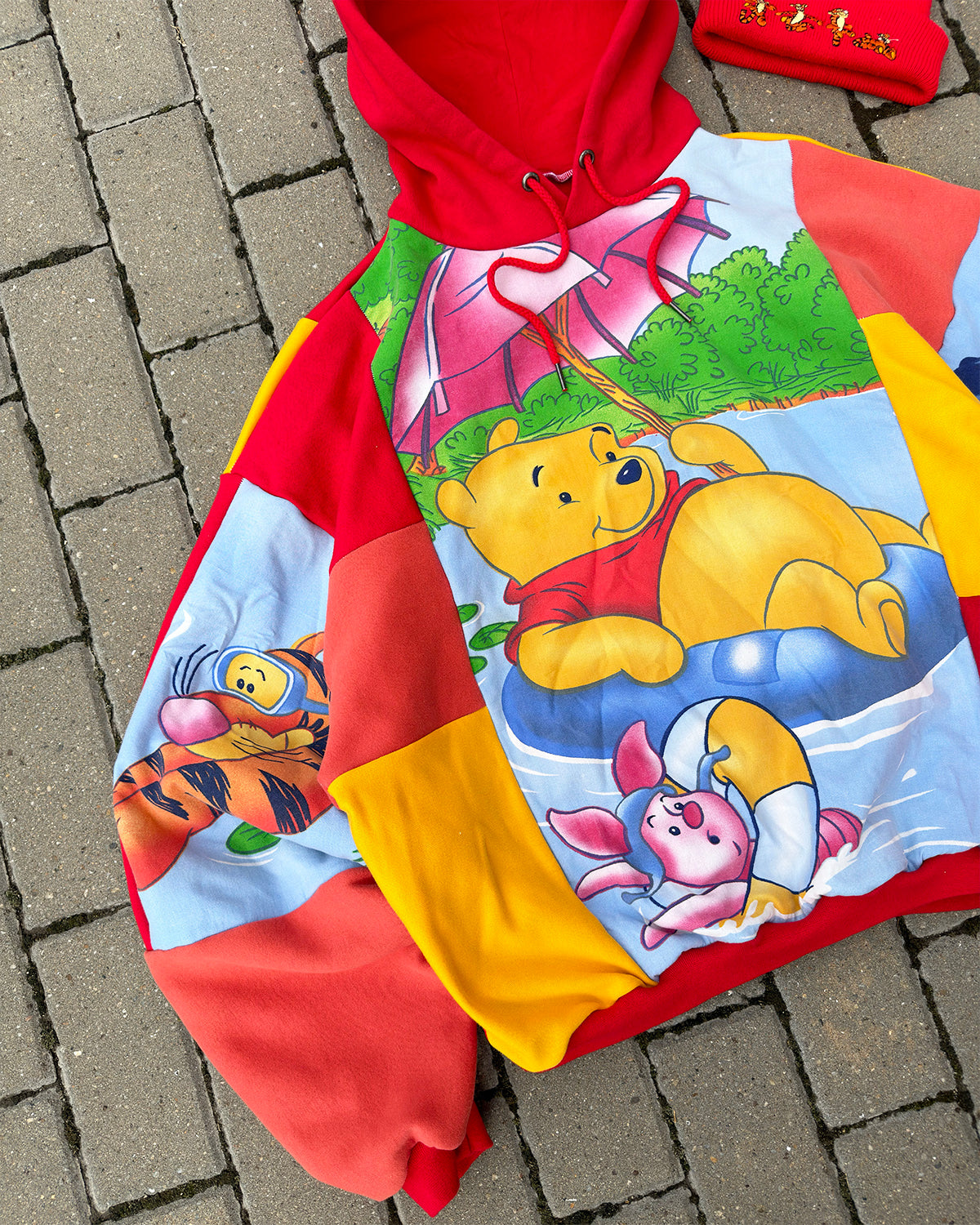 'FRIENDS FOREVER' PATCHWORK HOODIE + VINTAGE HAT (L)