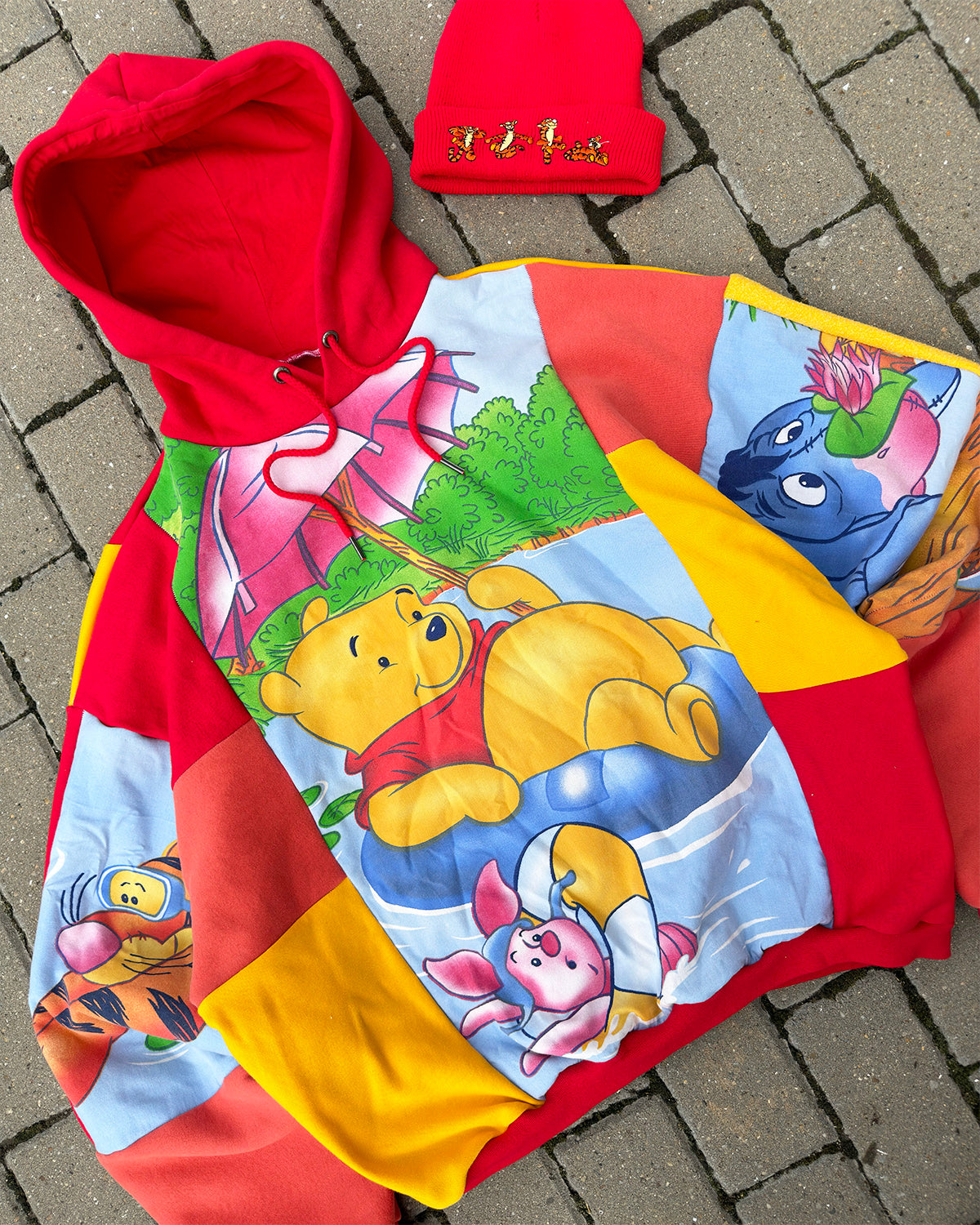 'FRIENDS FOREVER' PATCHWORK HOODIE + VINTAGE HAT (L)