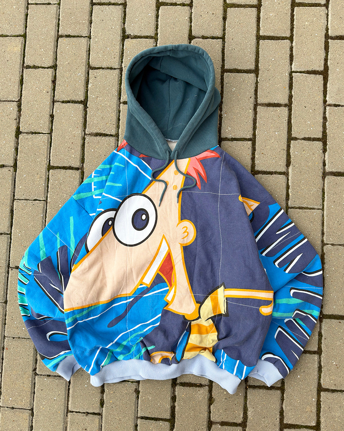 'THE BACKYARD BROTHERS' HOODIE (L)